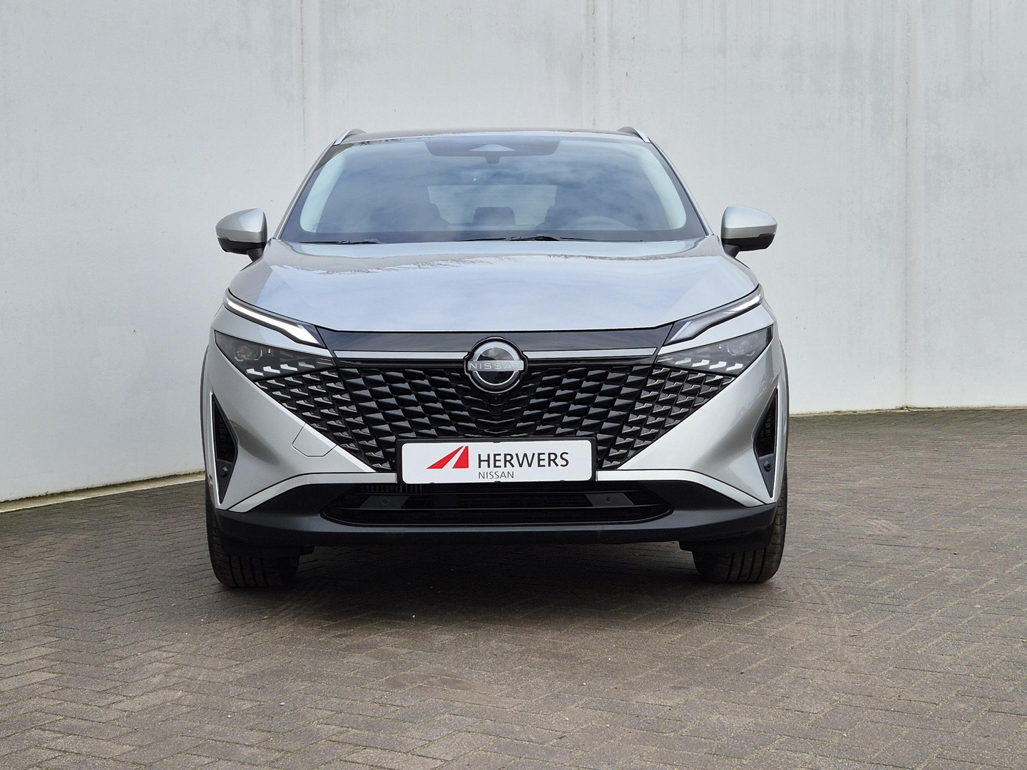Nissan Nissan