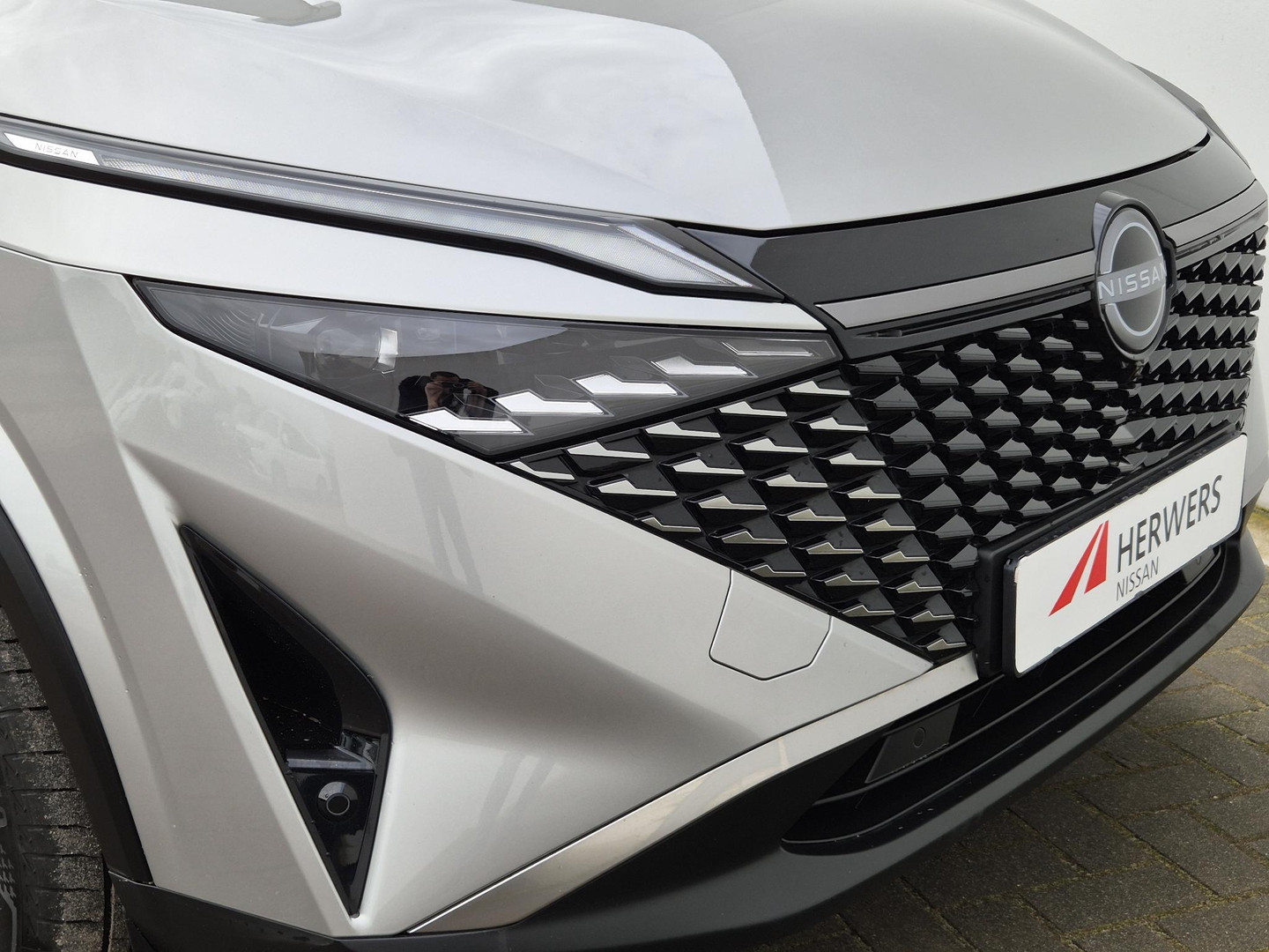 Nissan Nissan