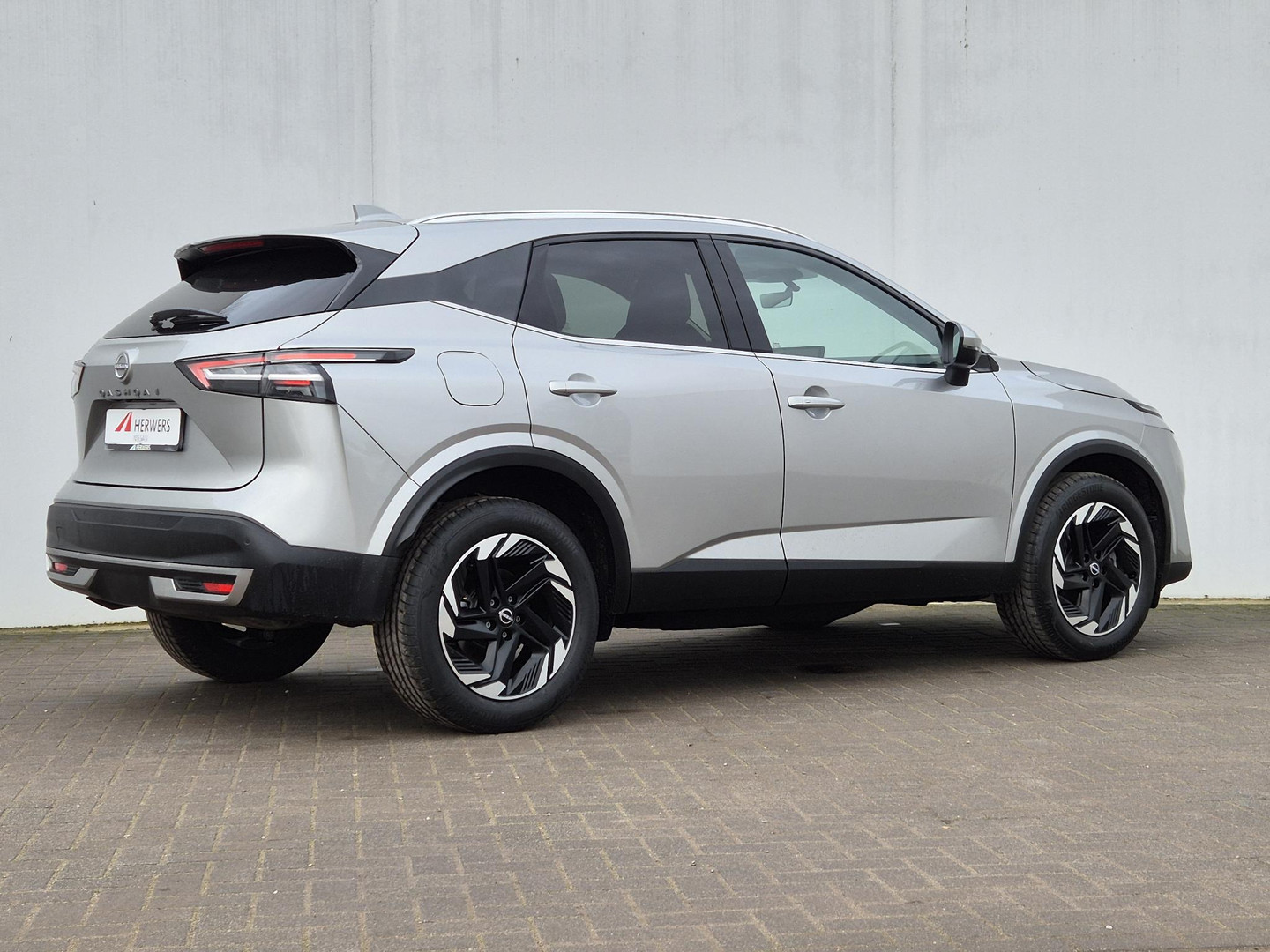 Nissan Nissan