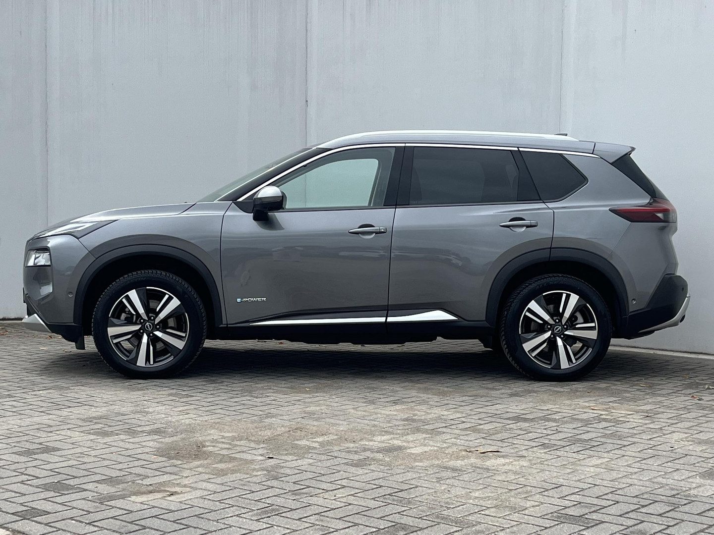 Nissan Nissan