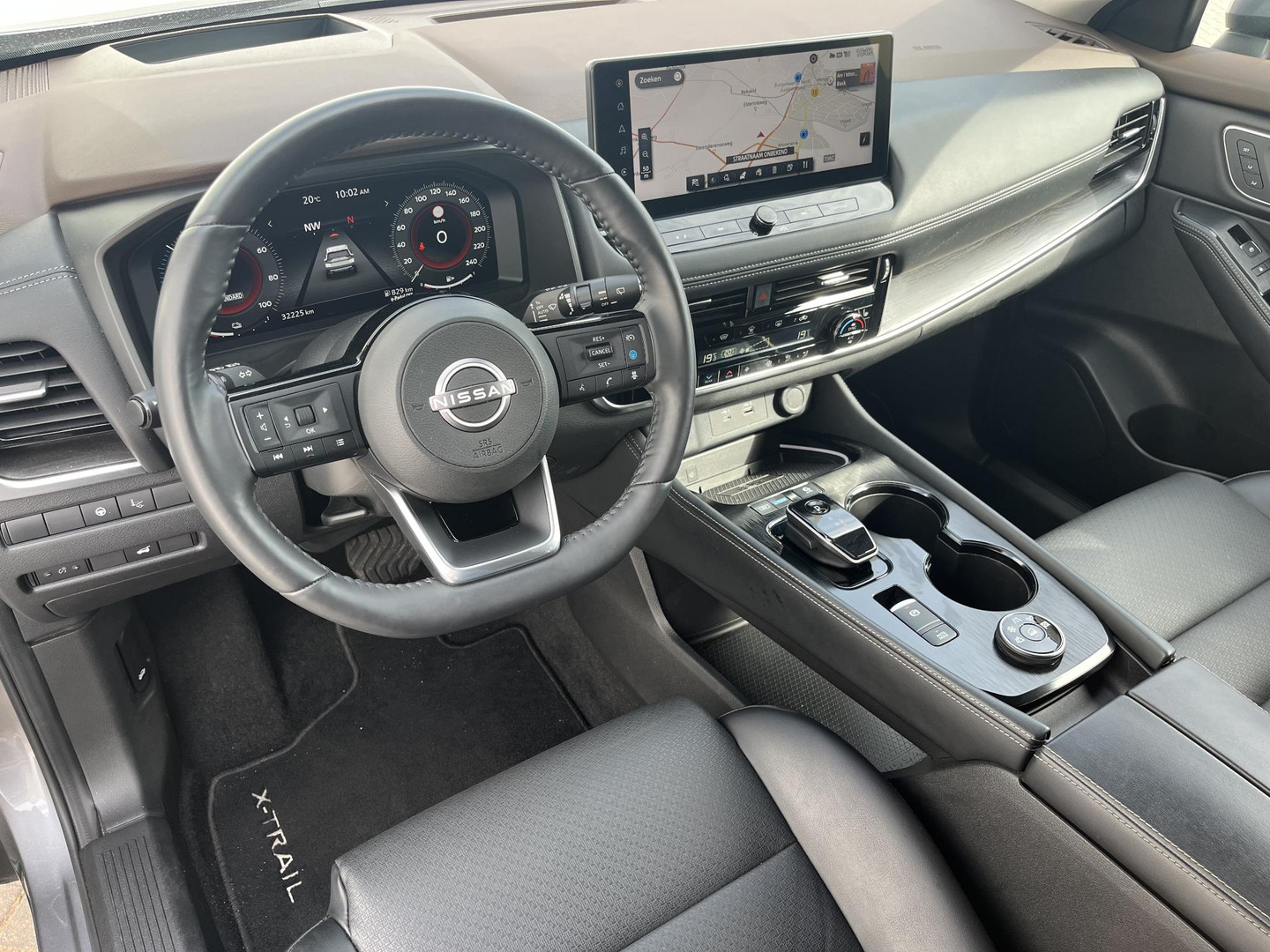 Nissan Nissan
