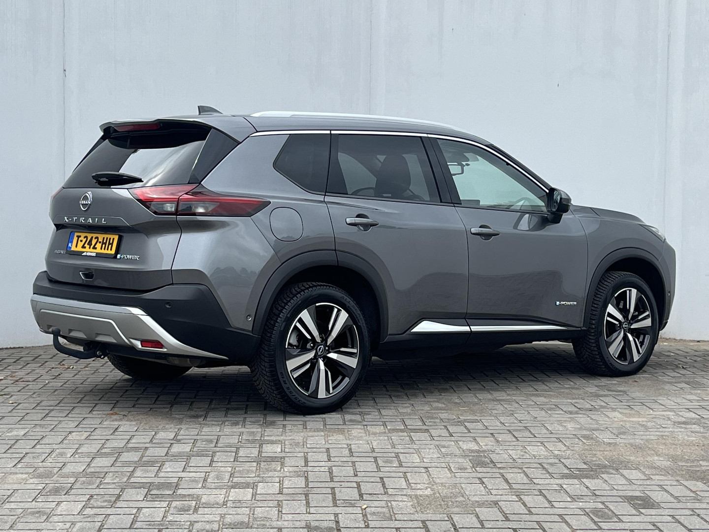 Nissan Nissan