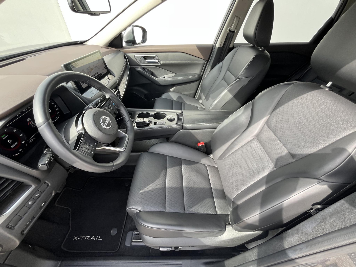 Nissan Nissan
