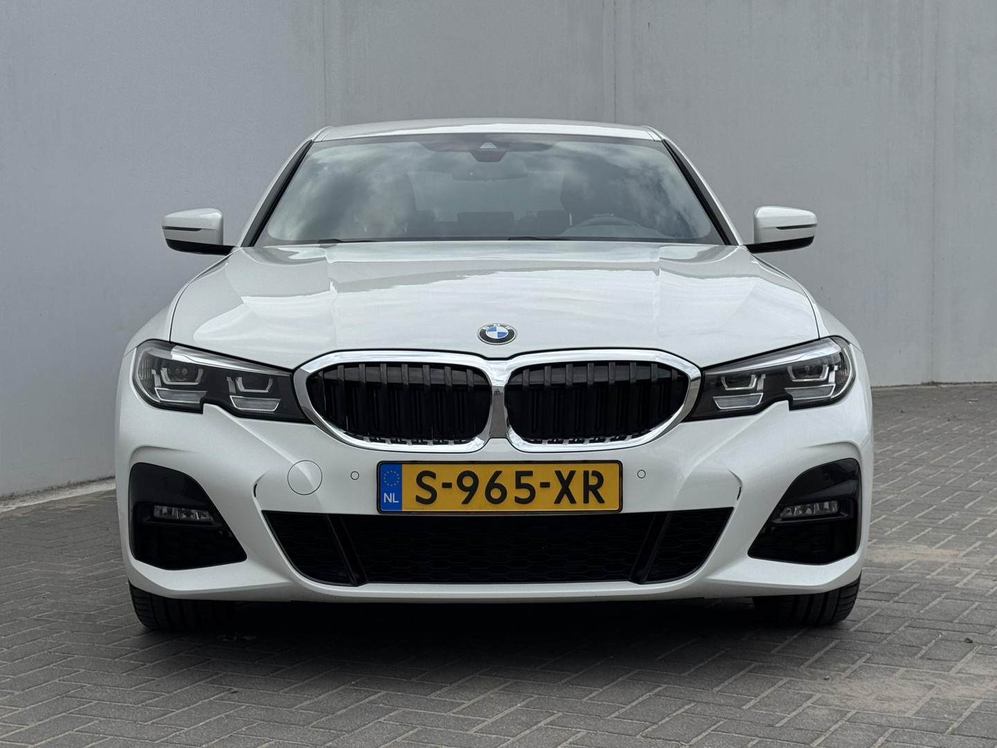 BMW BMW