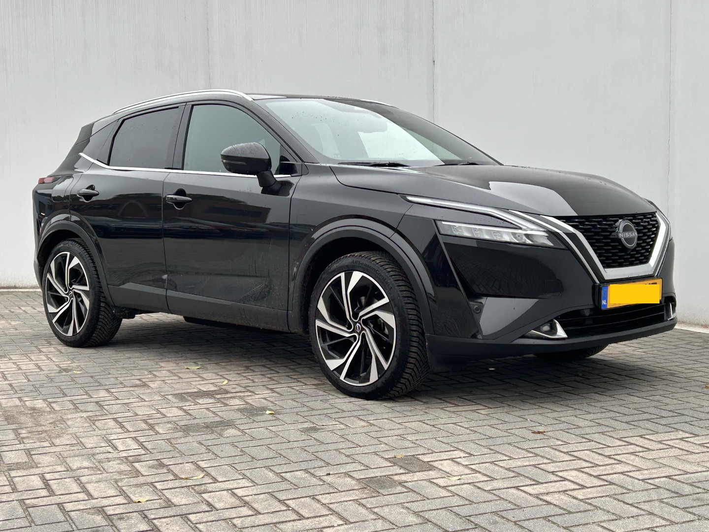 Nissan Nissan