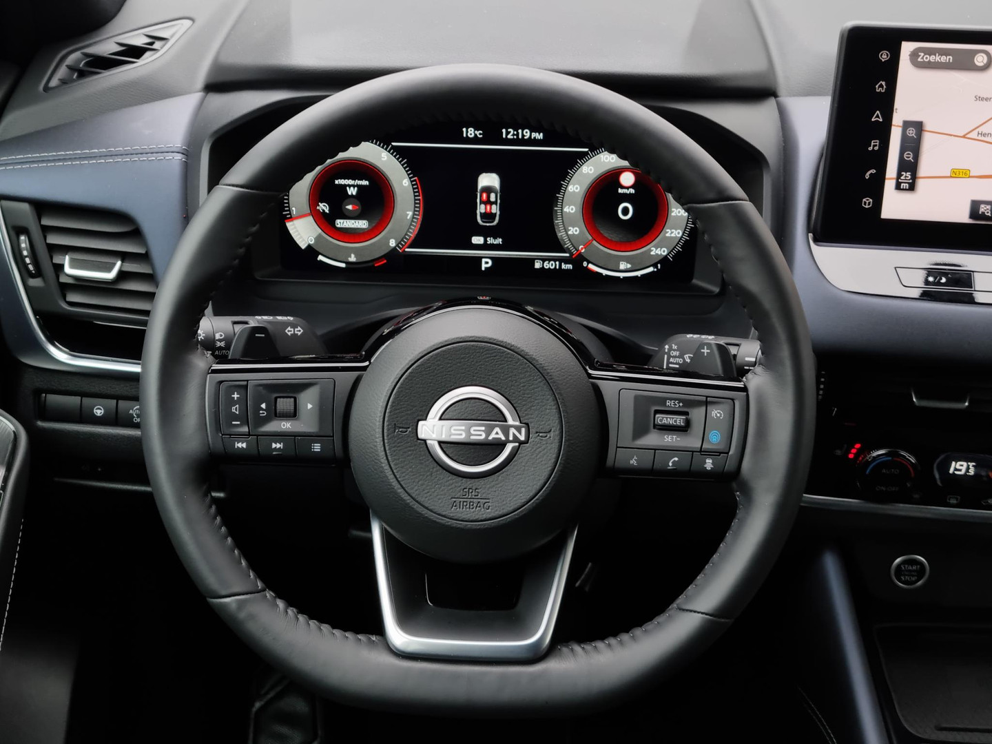 Nissan Nissan