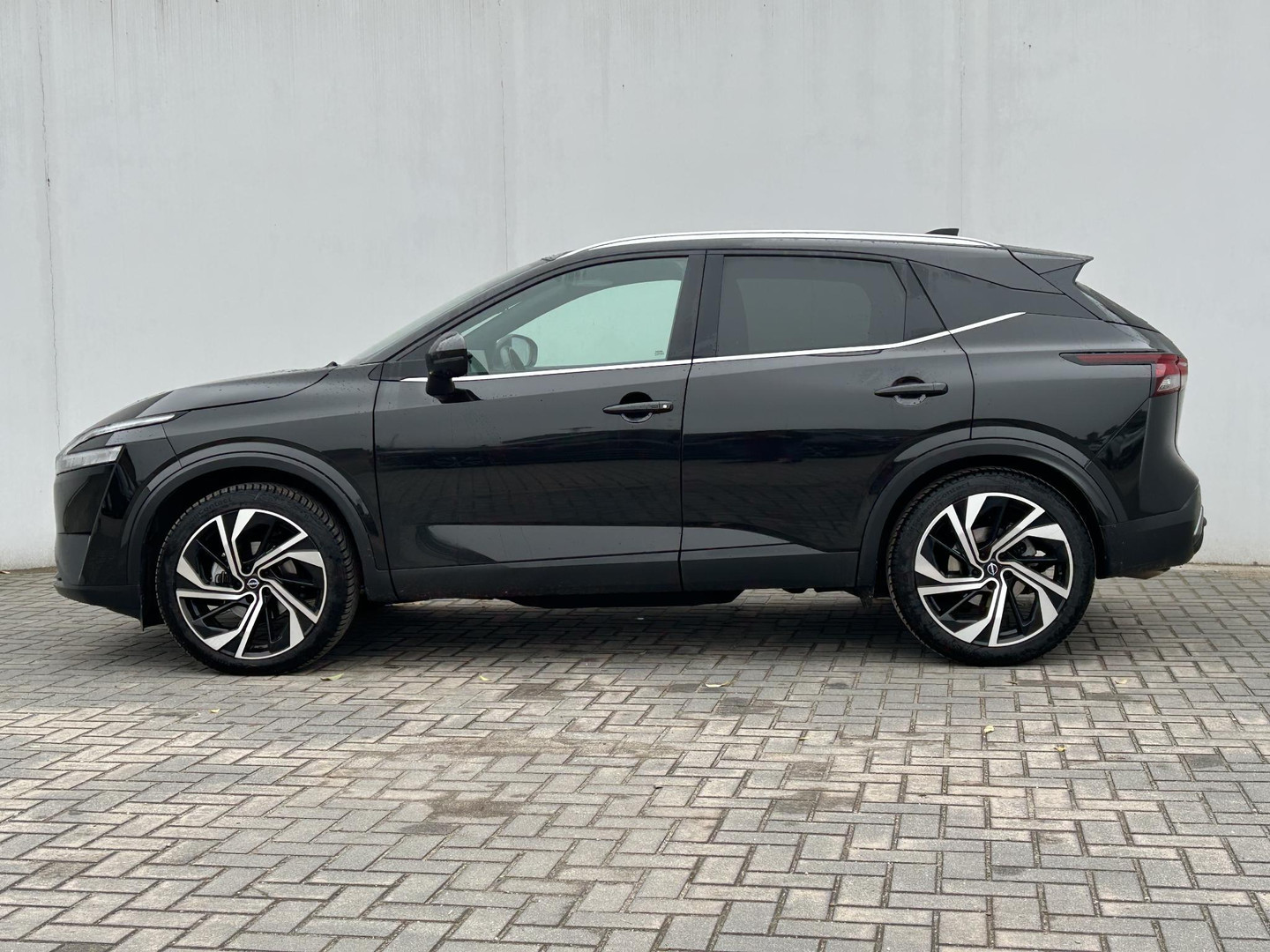 Nissan Nissan