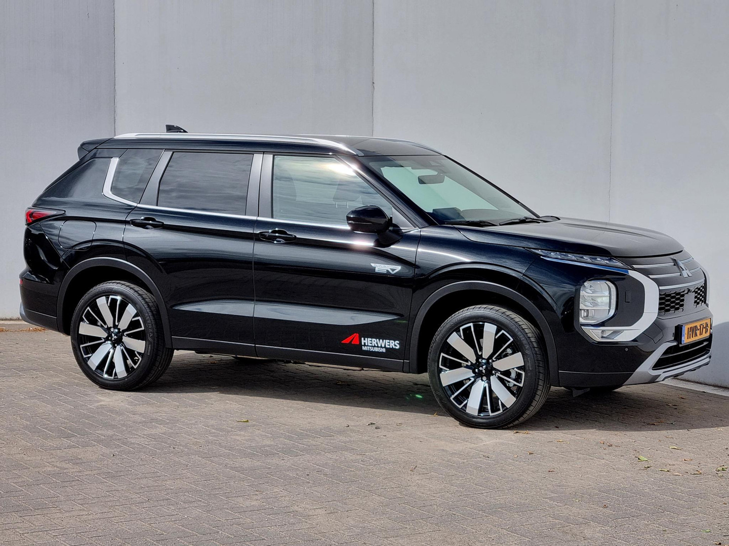 Mitsubishi Mitsubishi