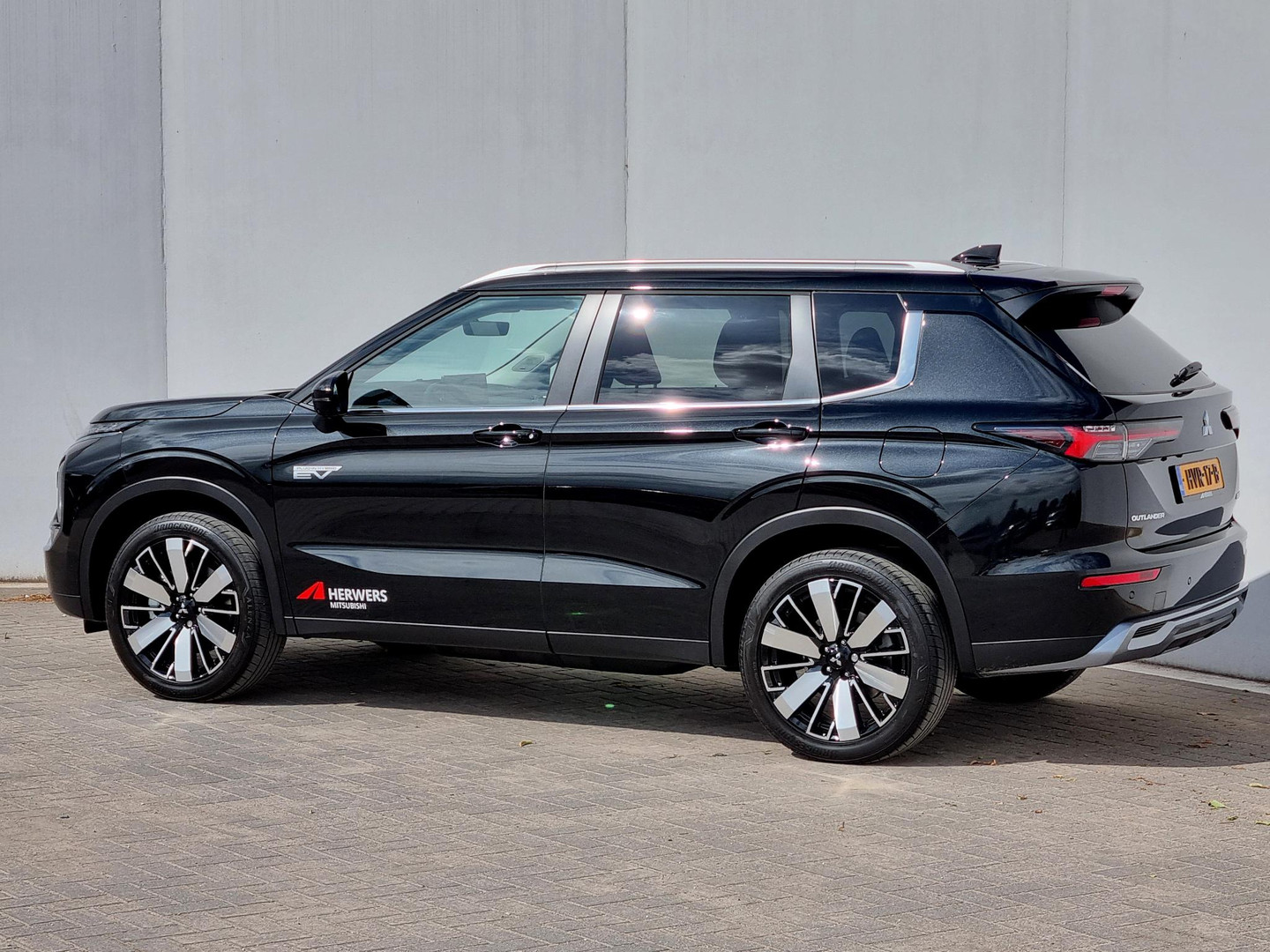 Mitsubishi Mitsubishi