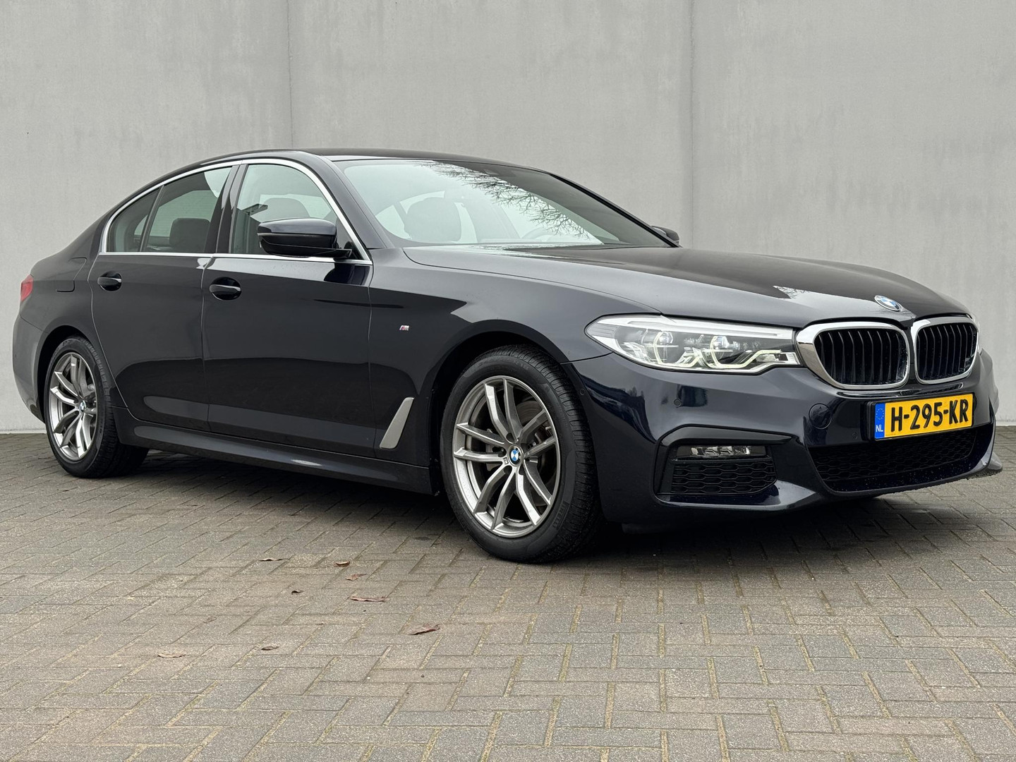 BMW BMW