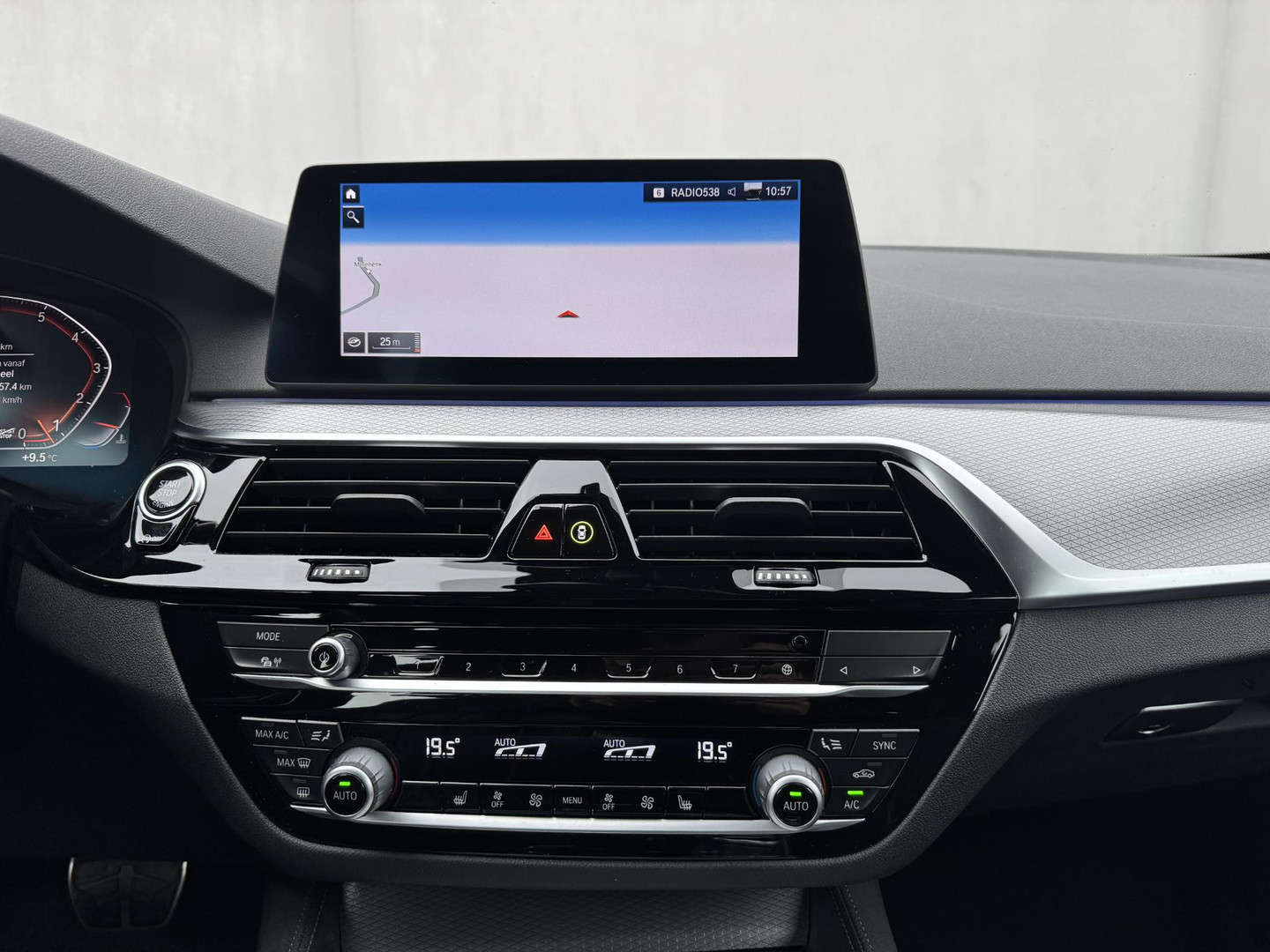 BMW BMW