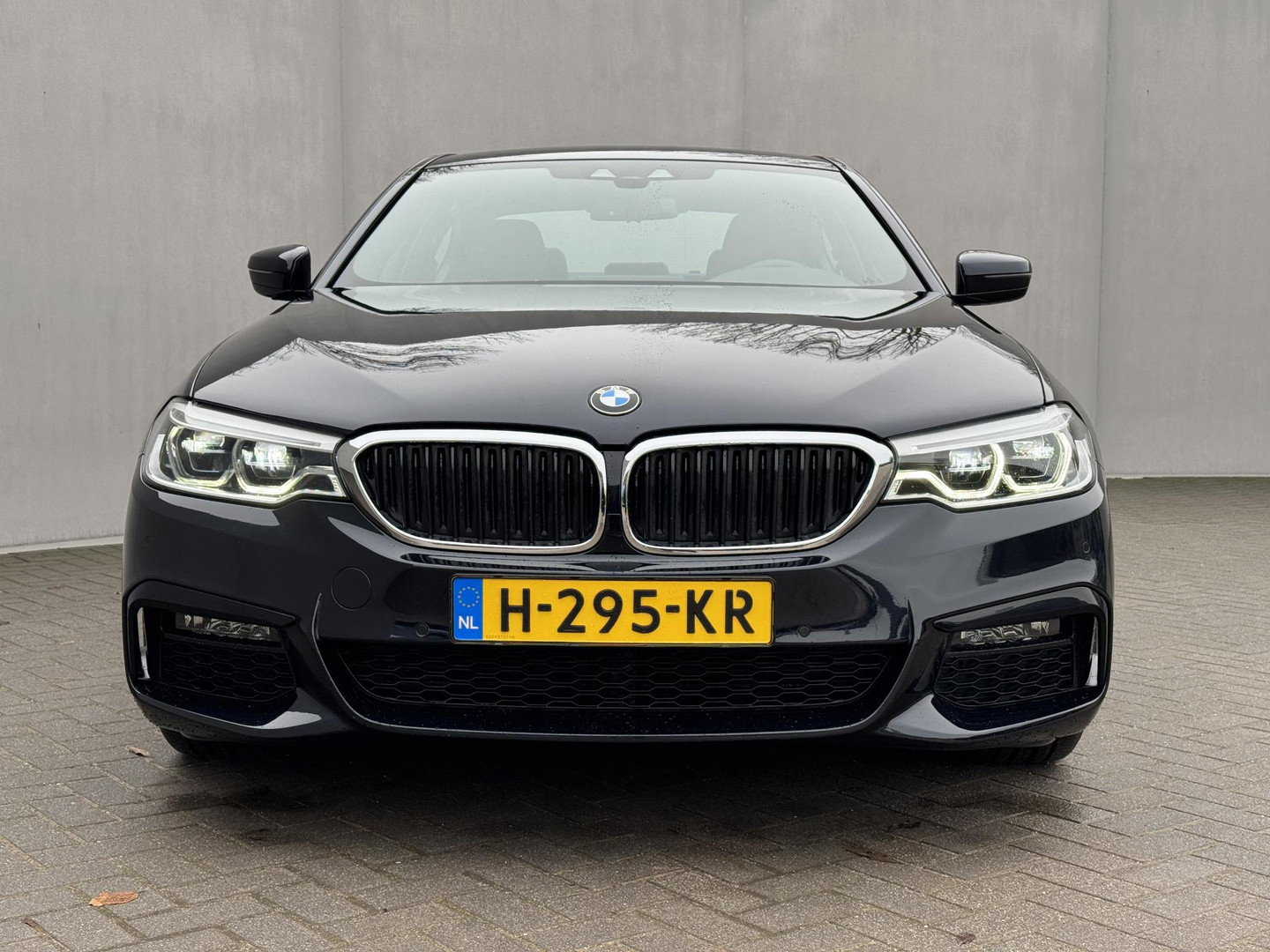 BMW BMW