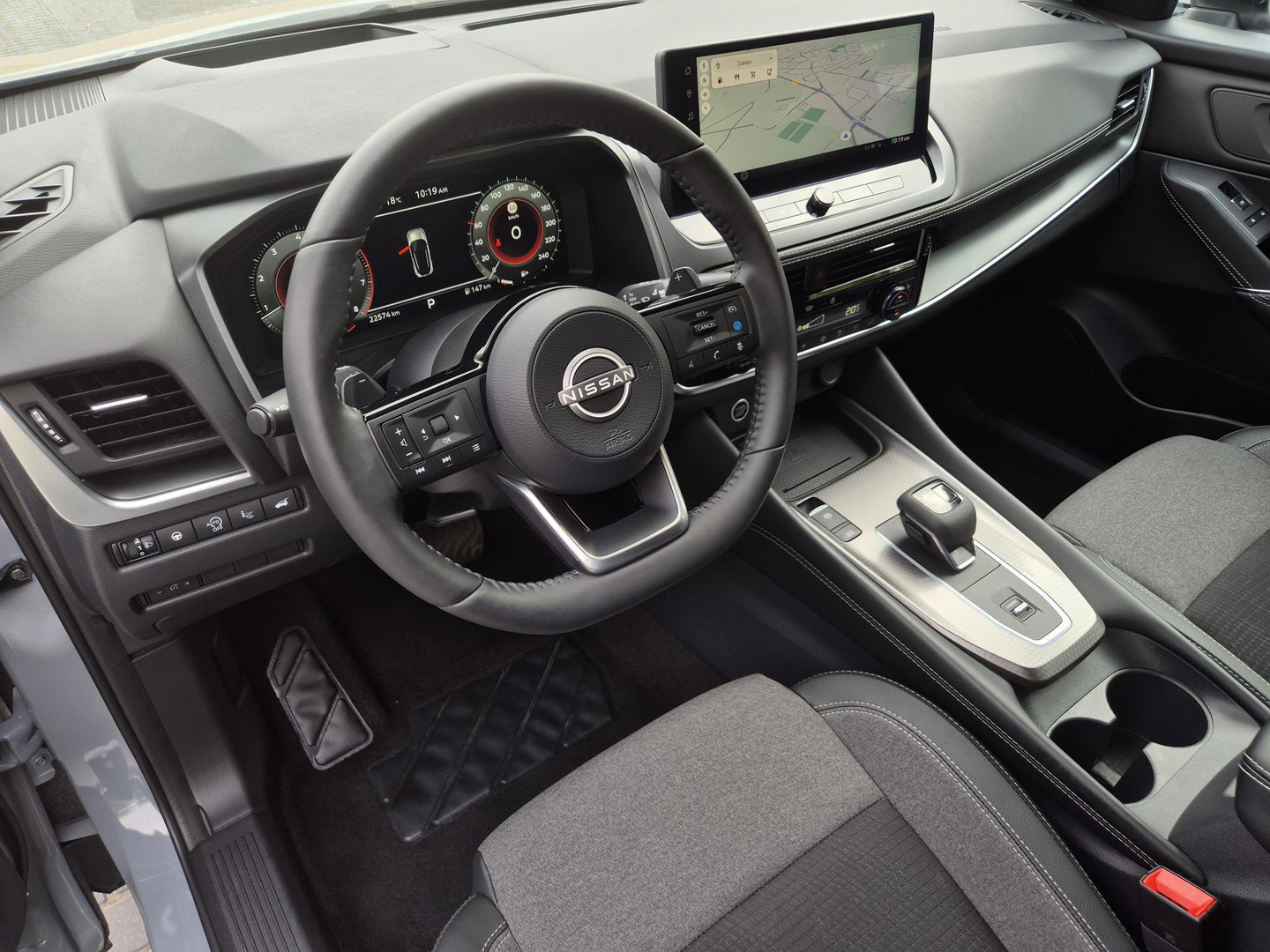 Nissan Nissan