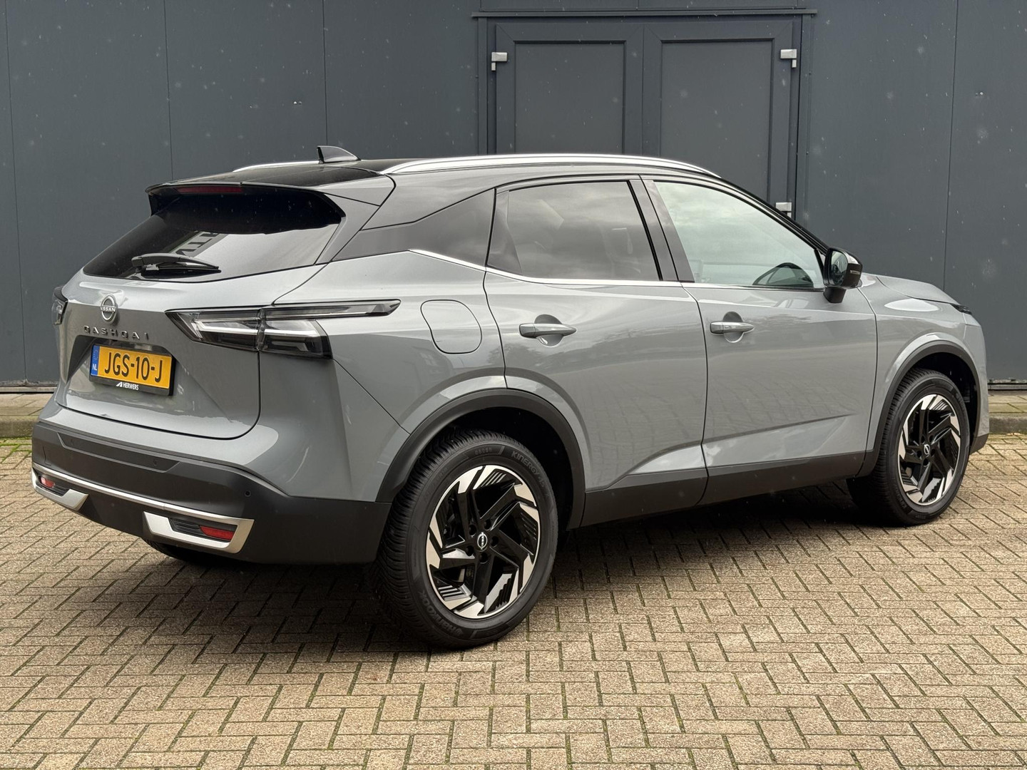 Nissan Nissan
