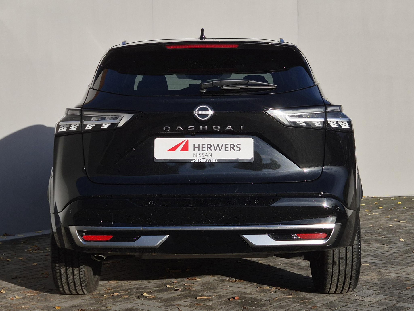 Nissan Nissan