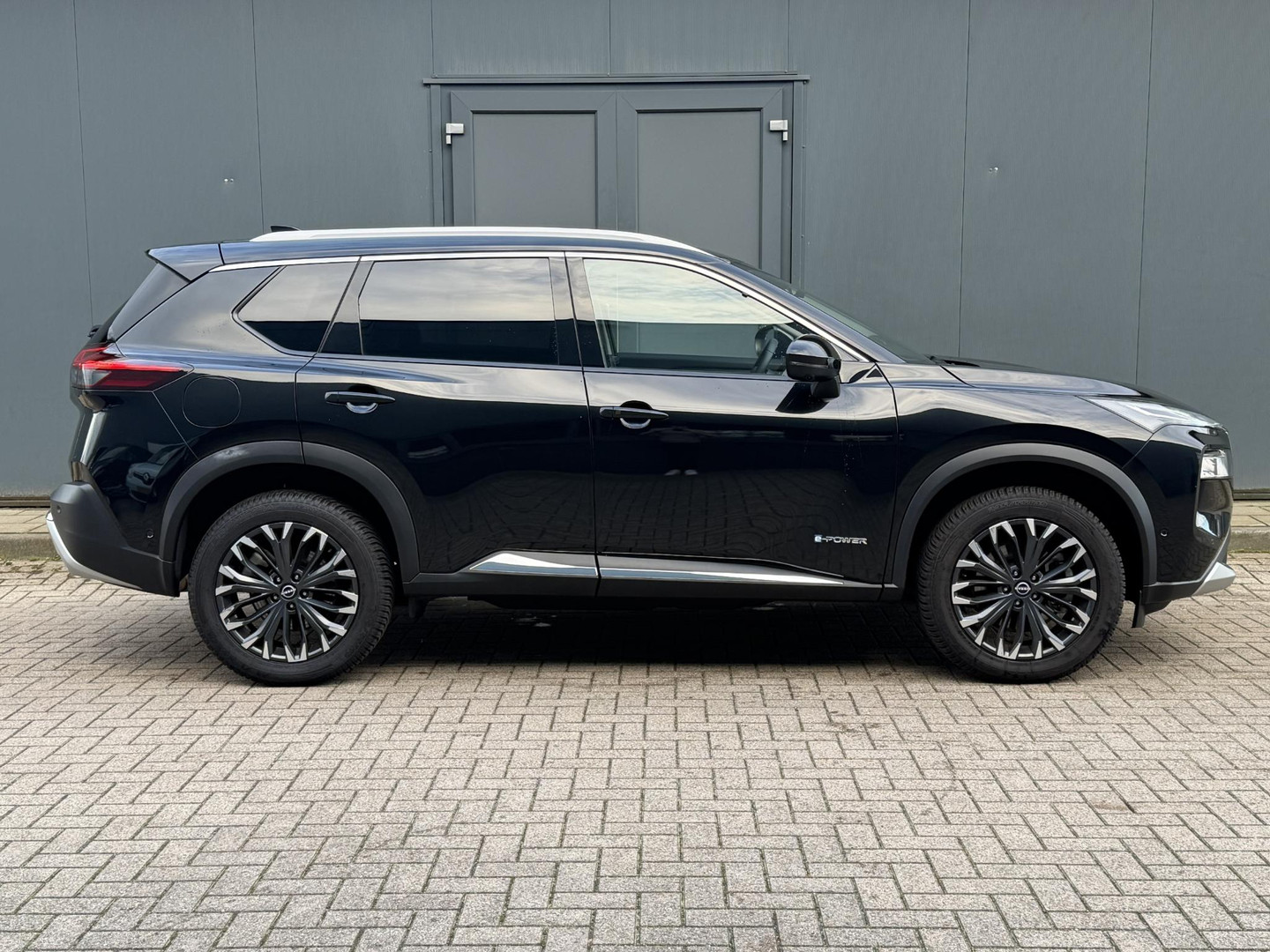 Nissan Nissan