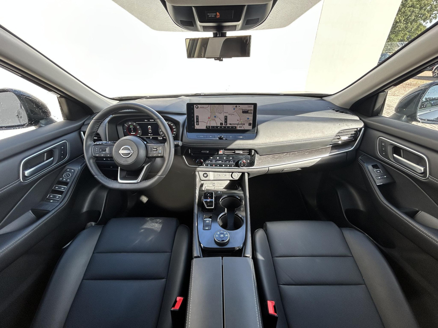 Nissan Nissan