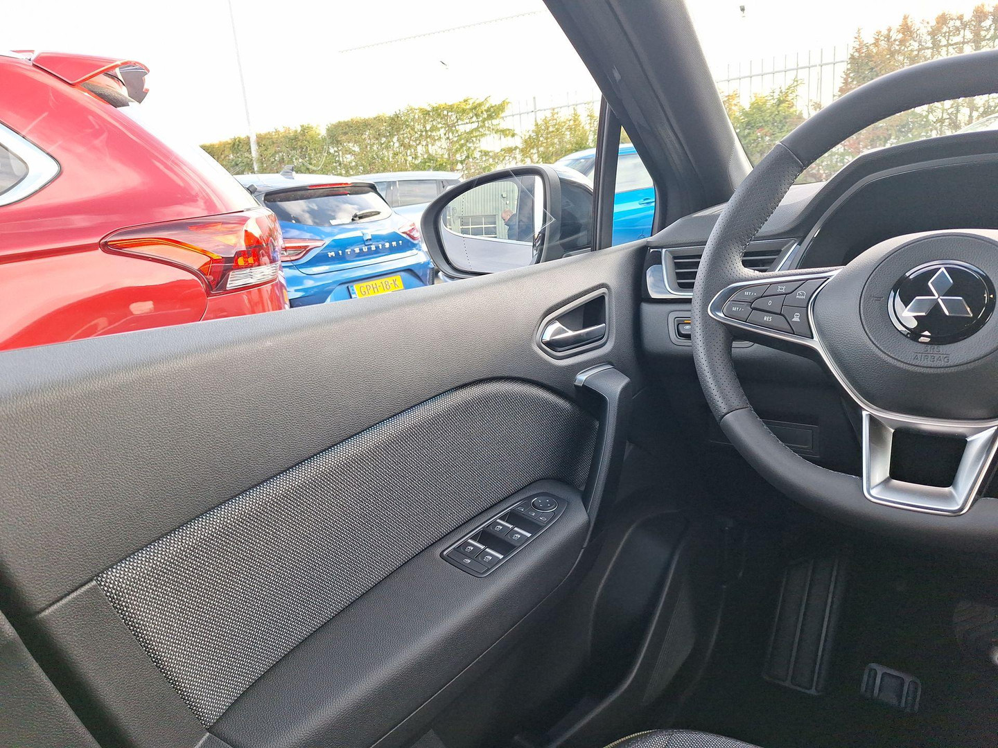 Mitsubishi Mitsubishi