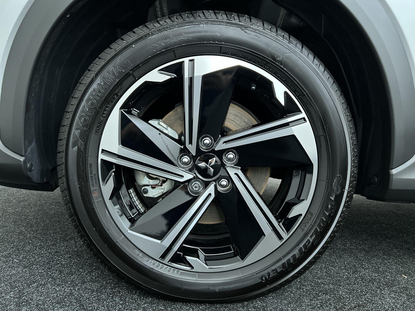 Mitsubishi Mitsubishi