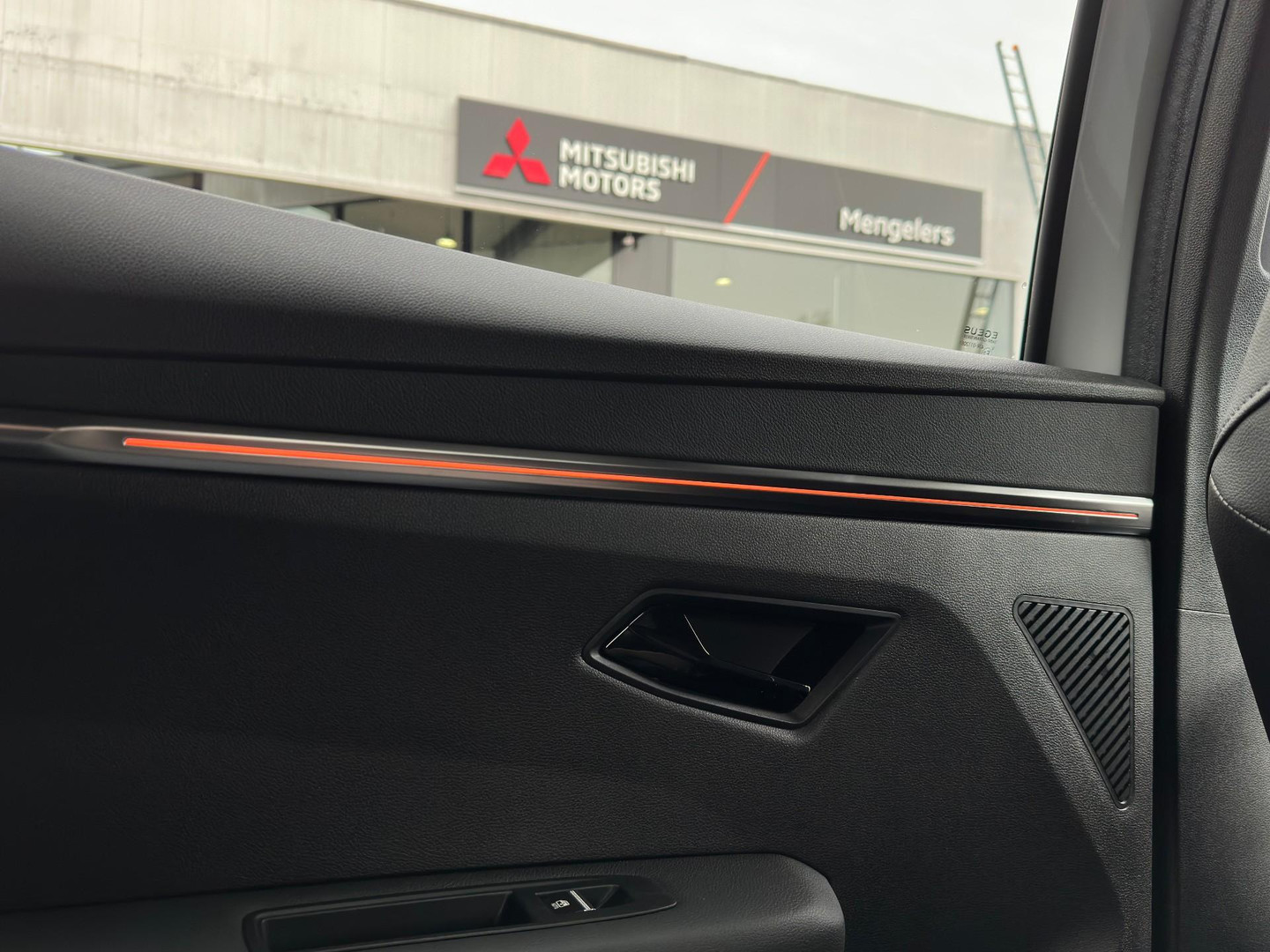 Mitsubishi Mitsubishi