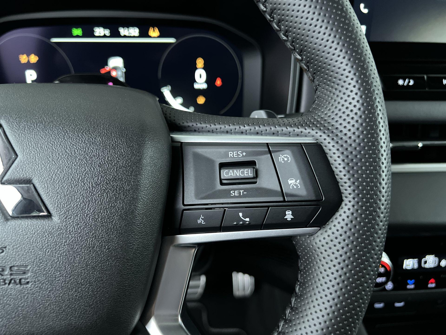 Mitsubishi Mitsubishi