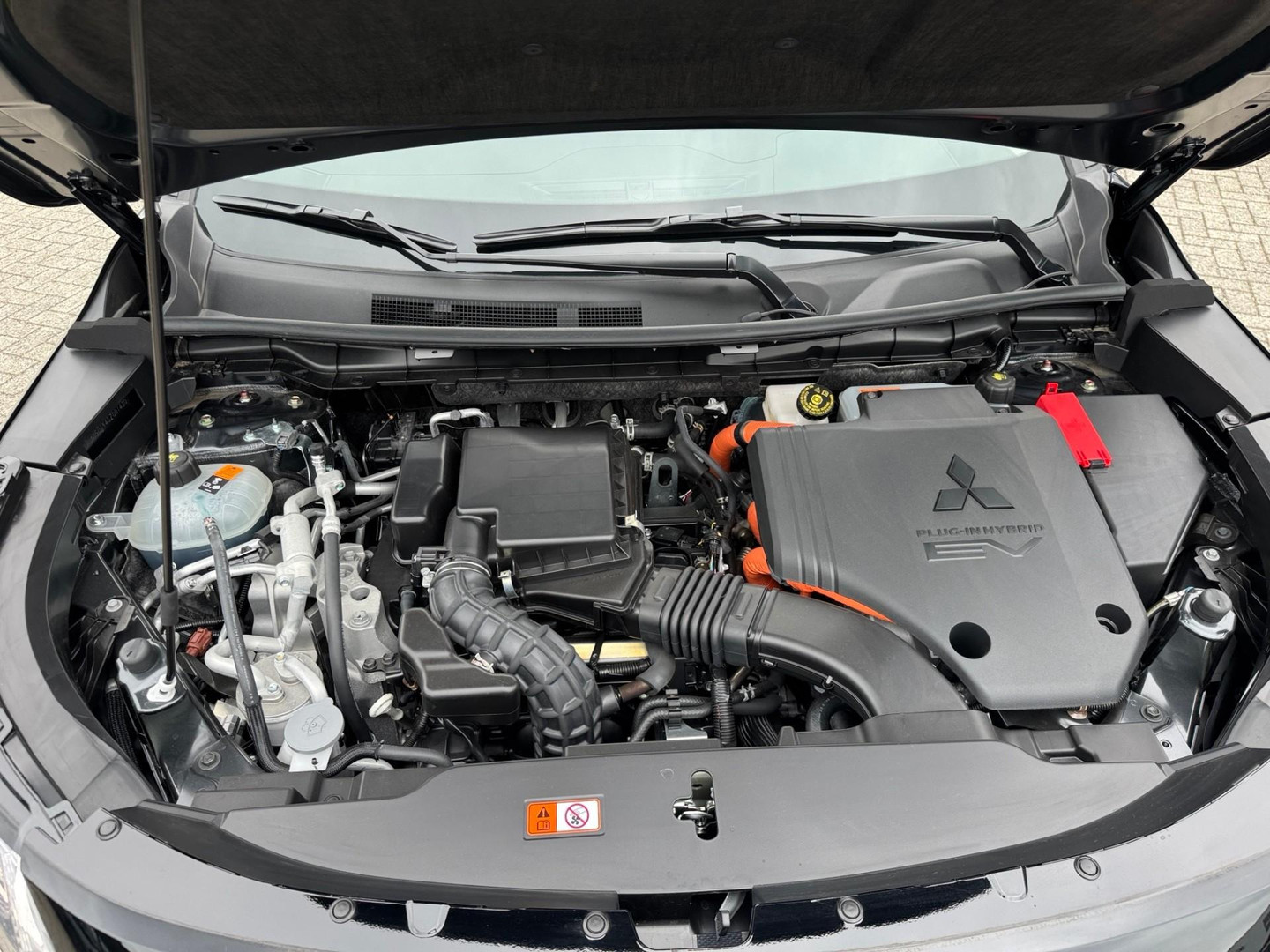 Mitsubishi Mitsubishi