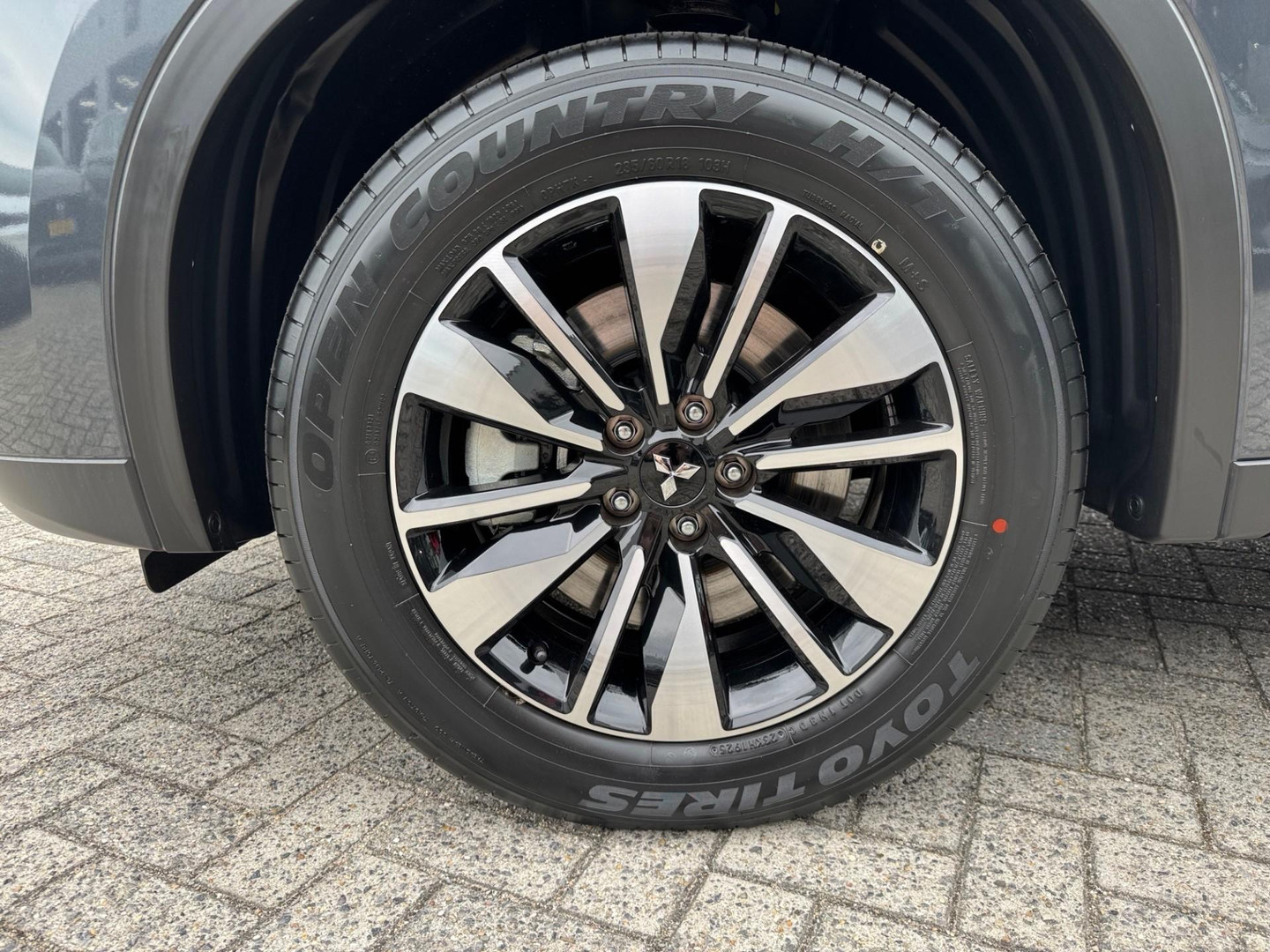 Mitsubishi Mitsubishi