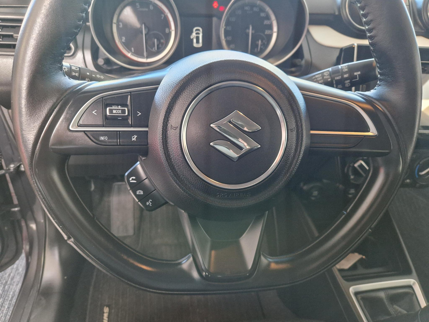 Suzuki Suzuki