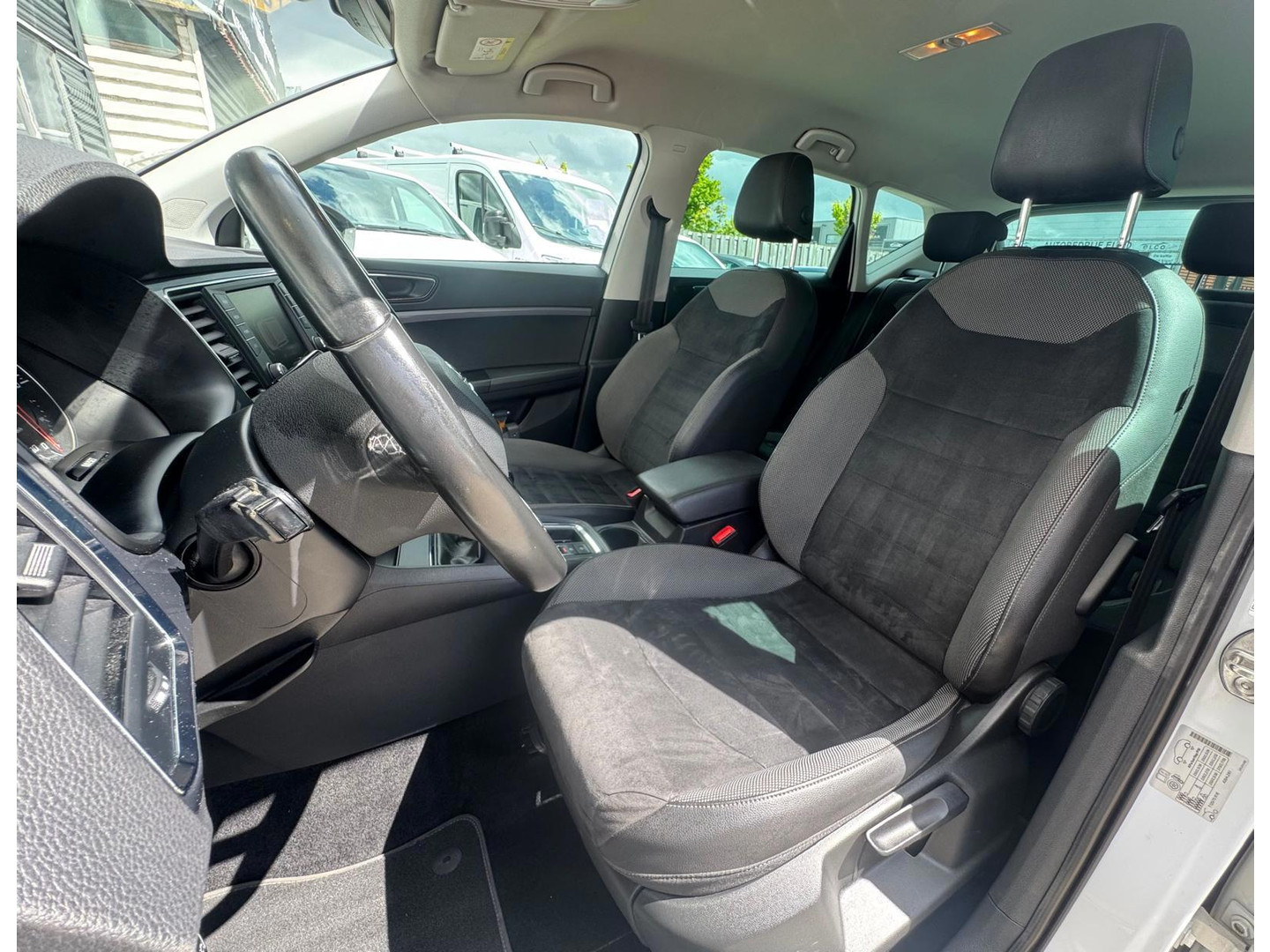 SEAT SEAT