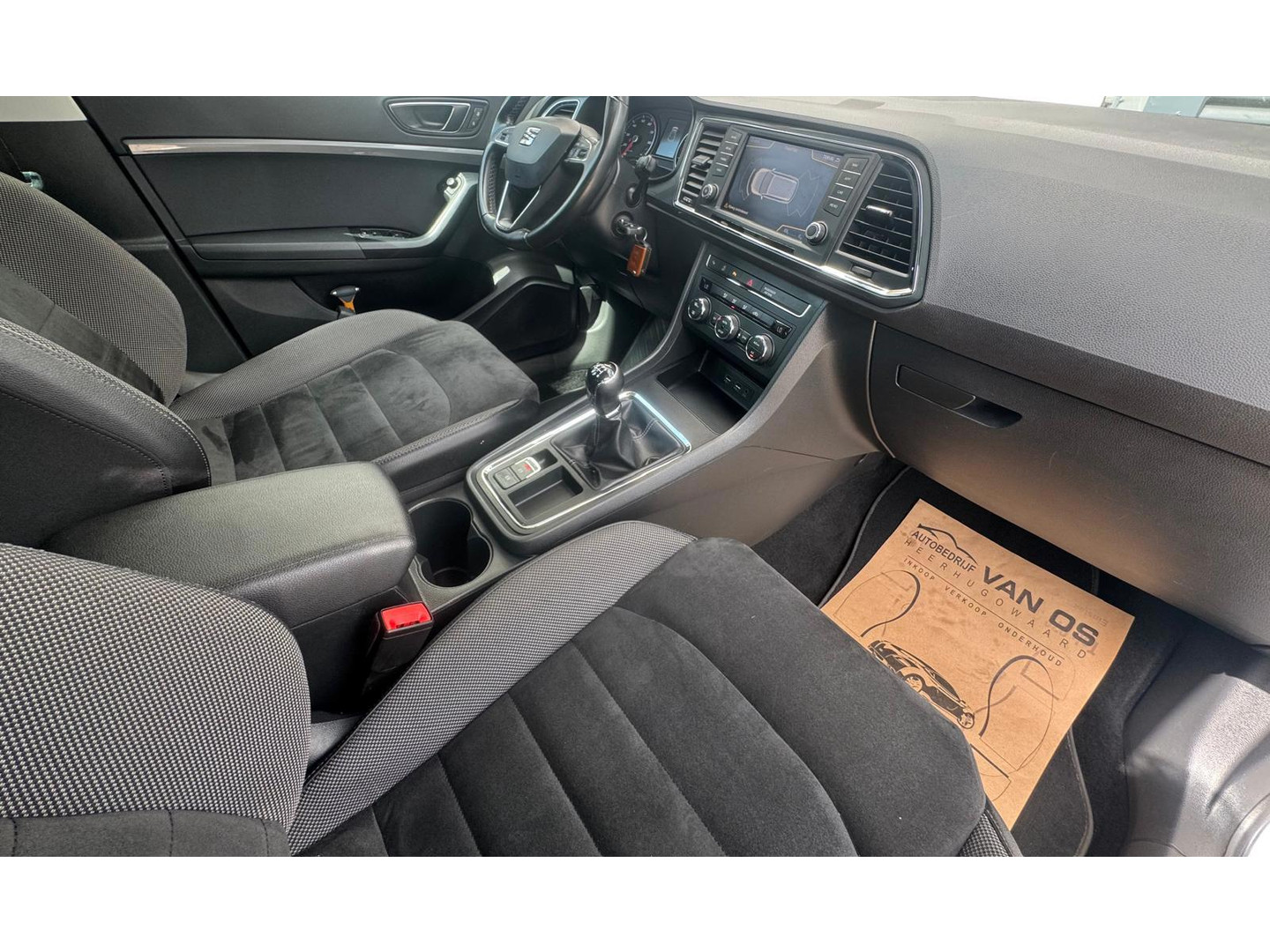 SEAT SEAT