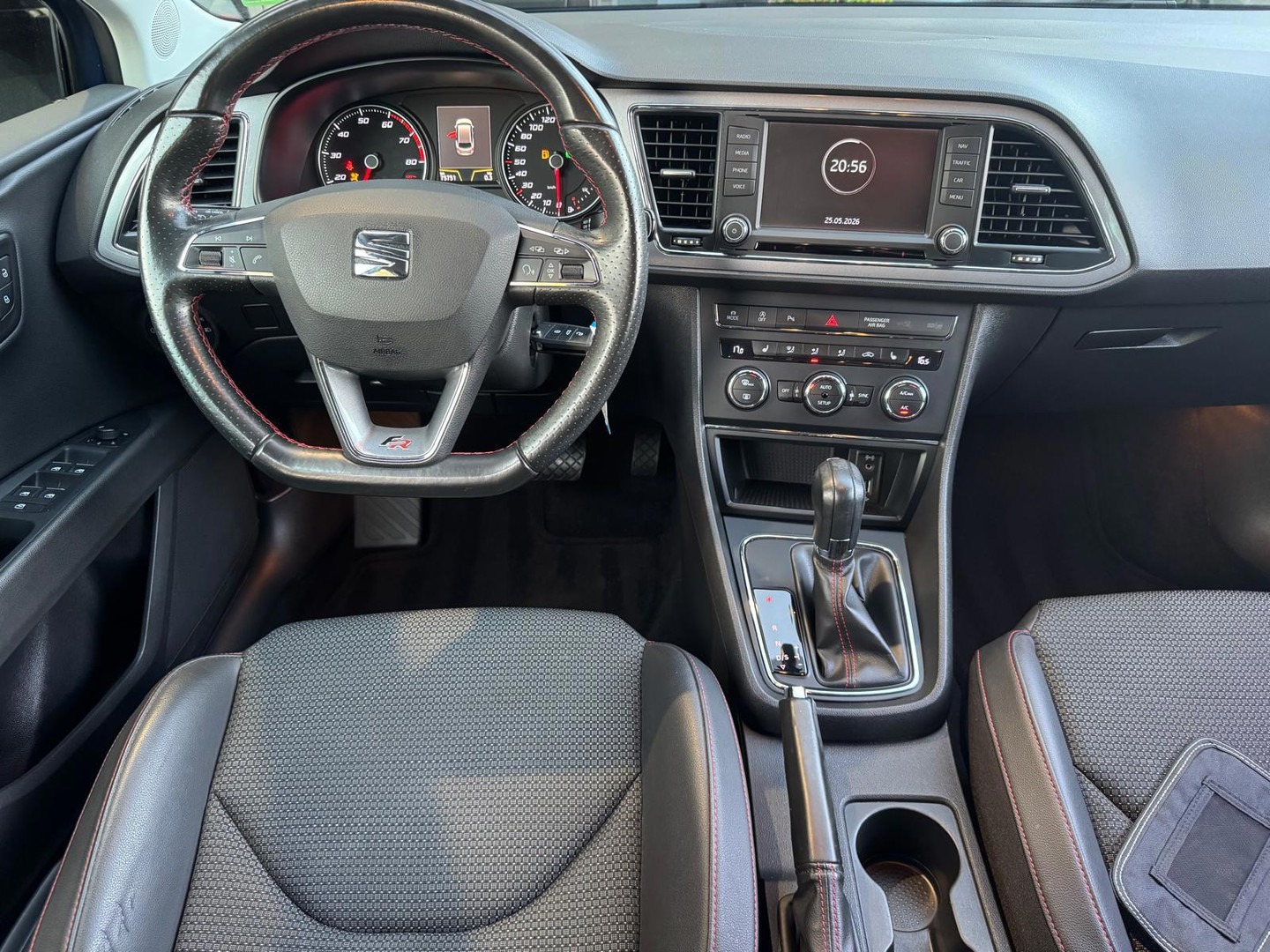 SEAT SEAT