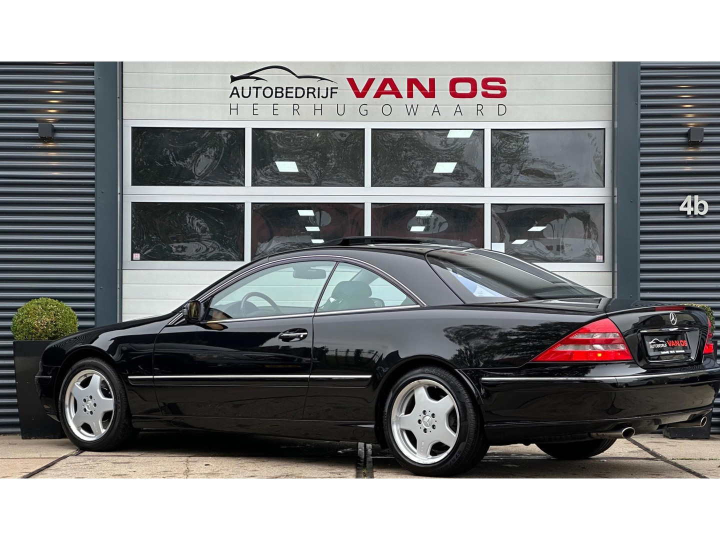 Mercedes-Benz