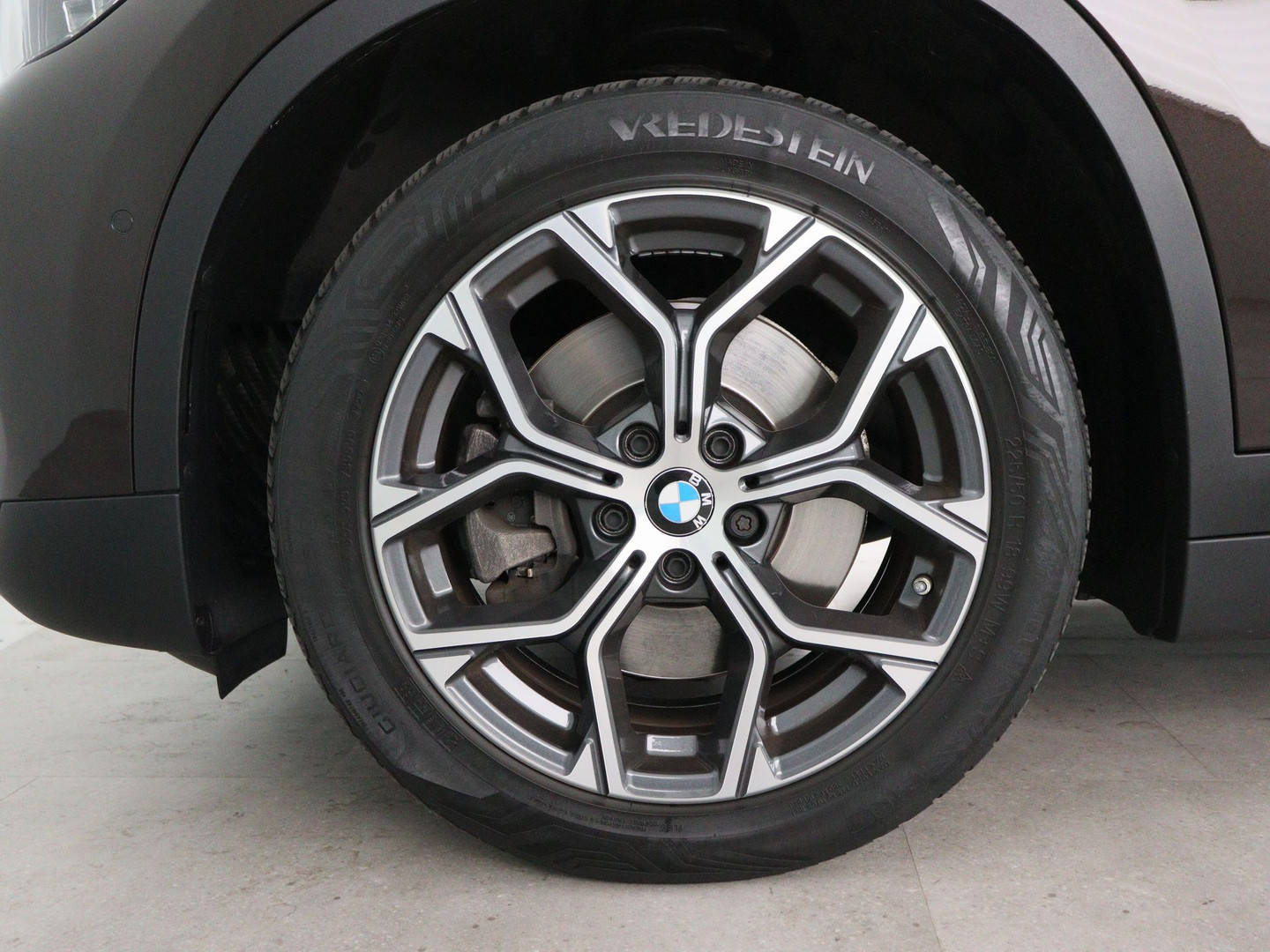 BMW BMW