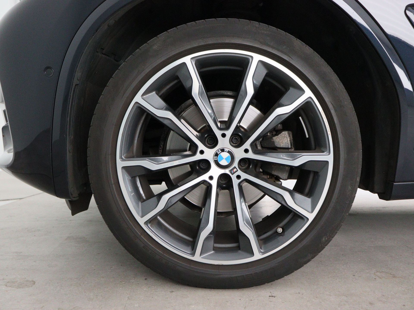 BMW BMW