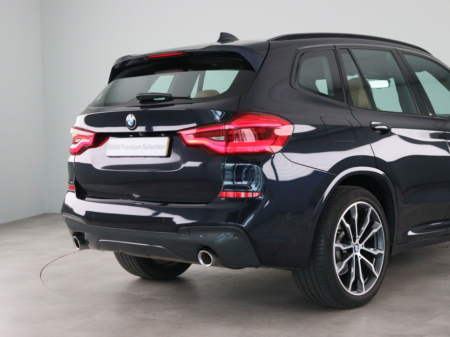 BMW BMW
