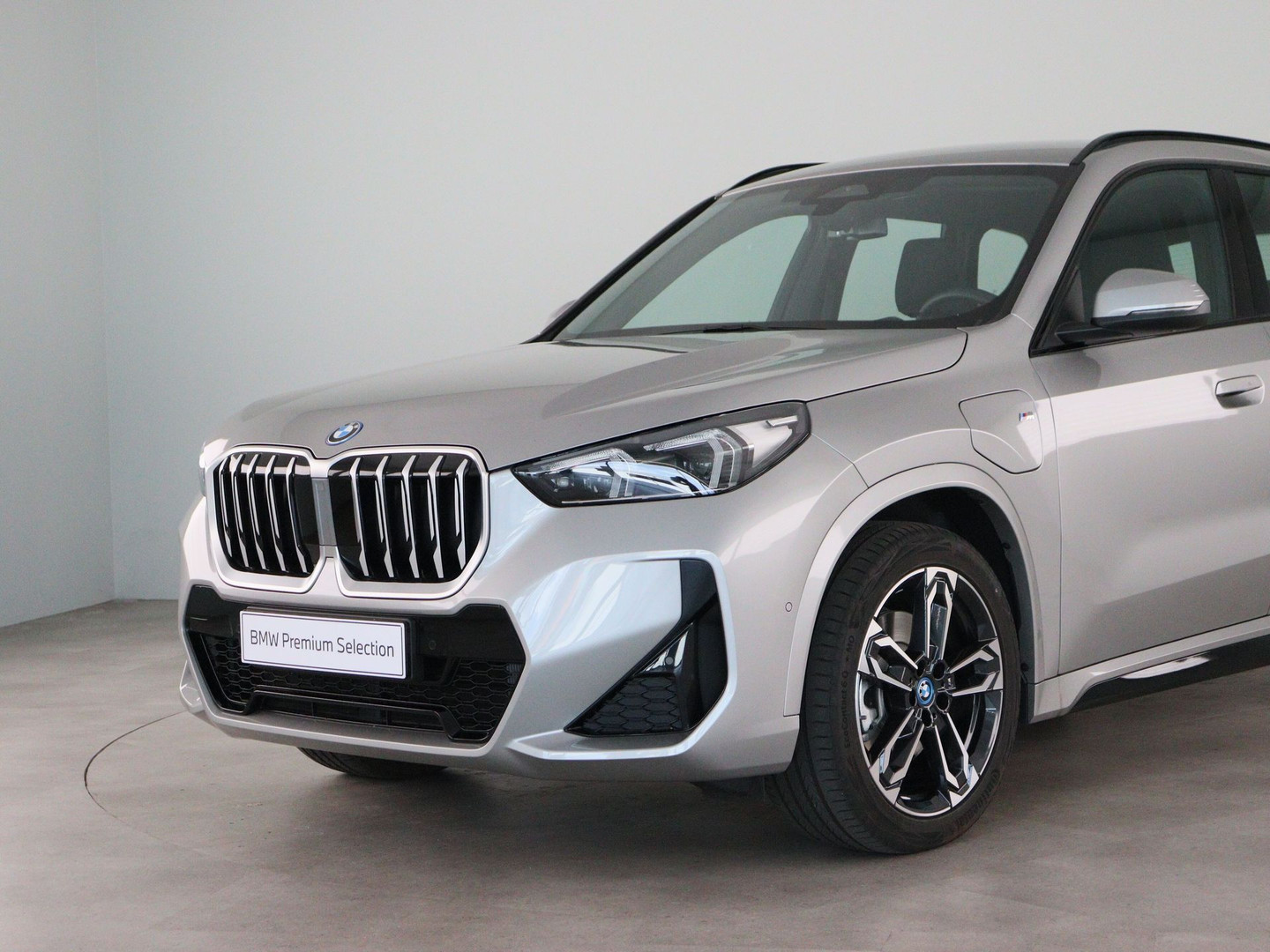 BMW BMW