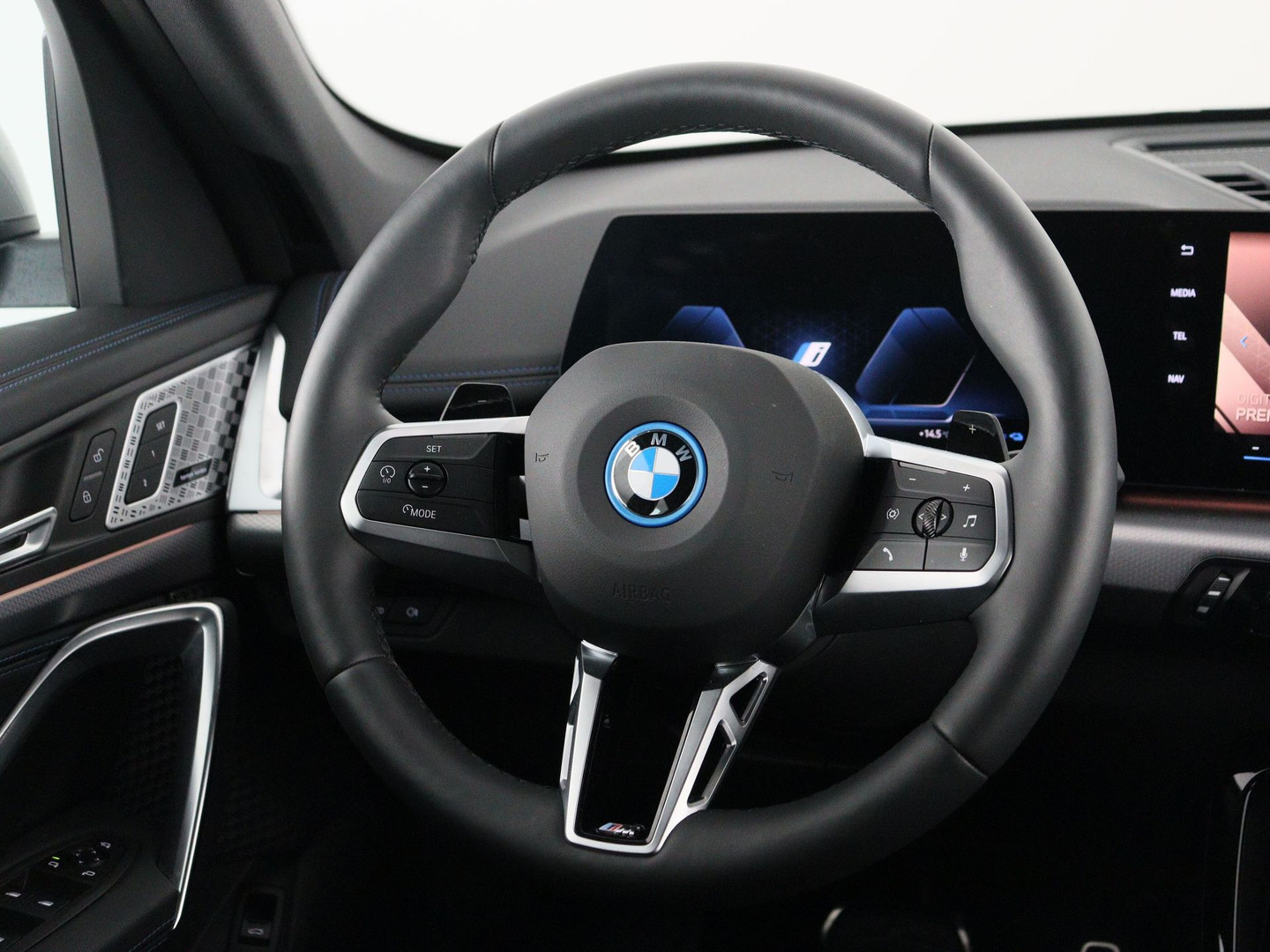BMW BMW