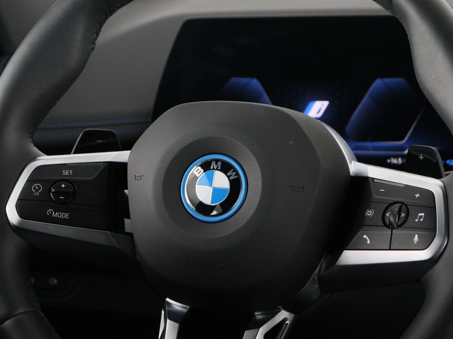 BMW BMW