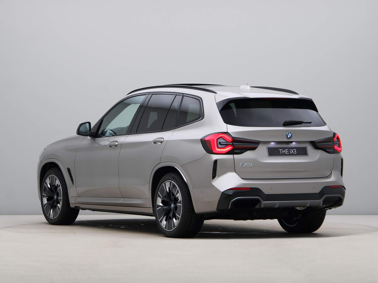 BMW BMW