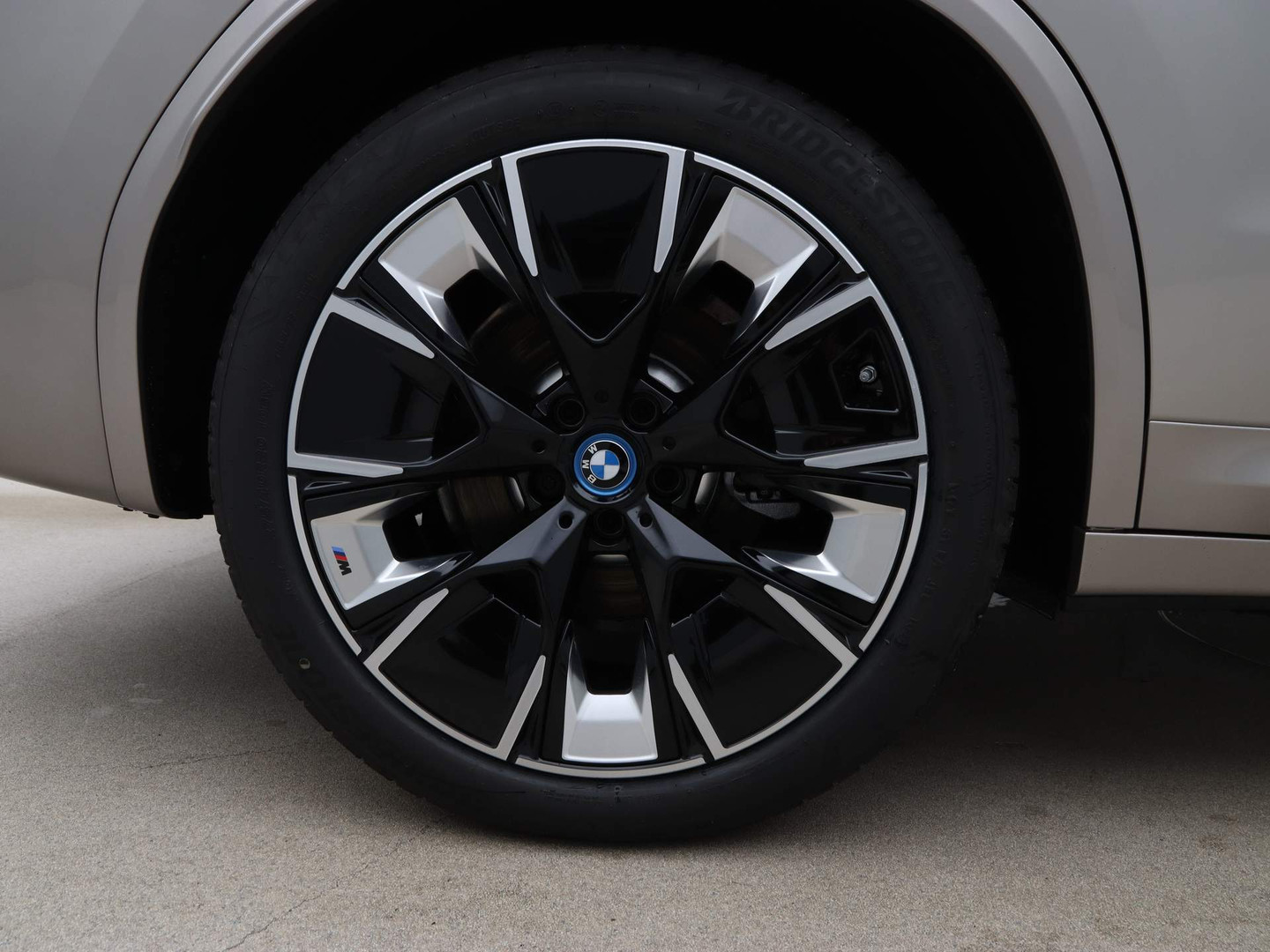 BMW BMW