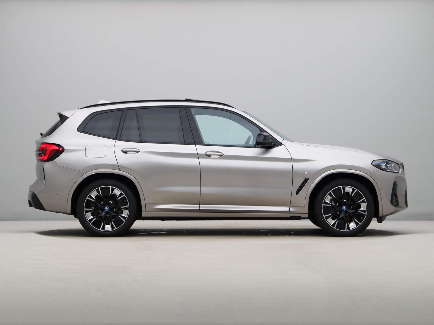 BMW BMW