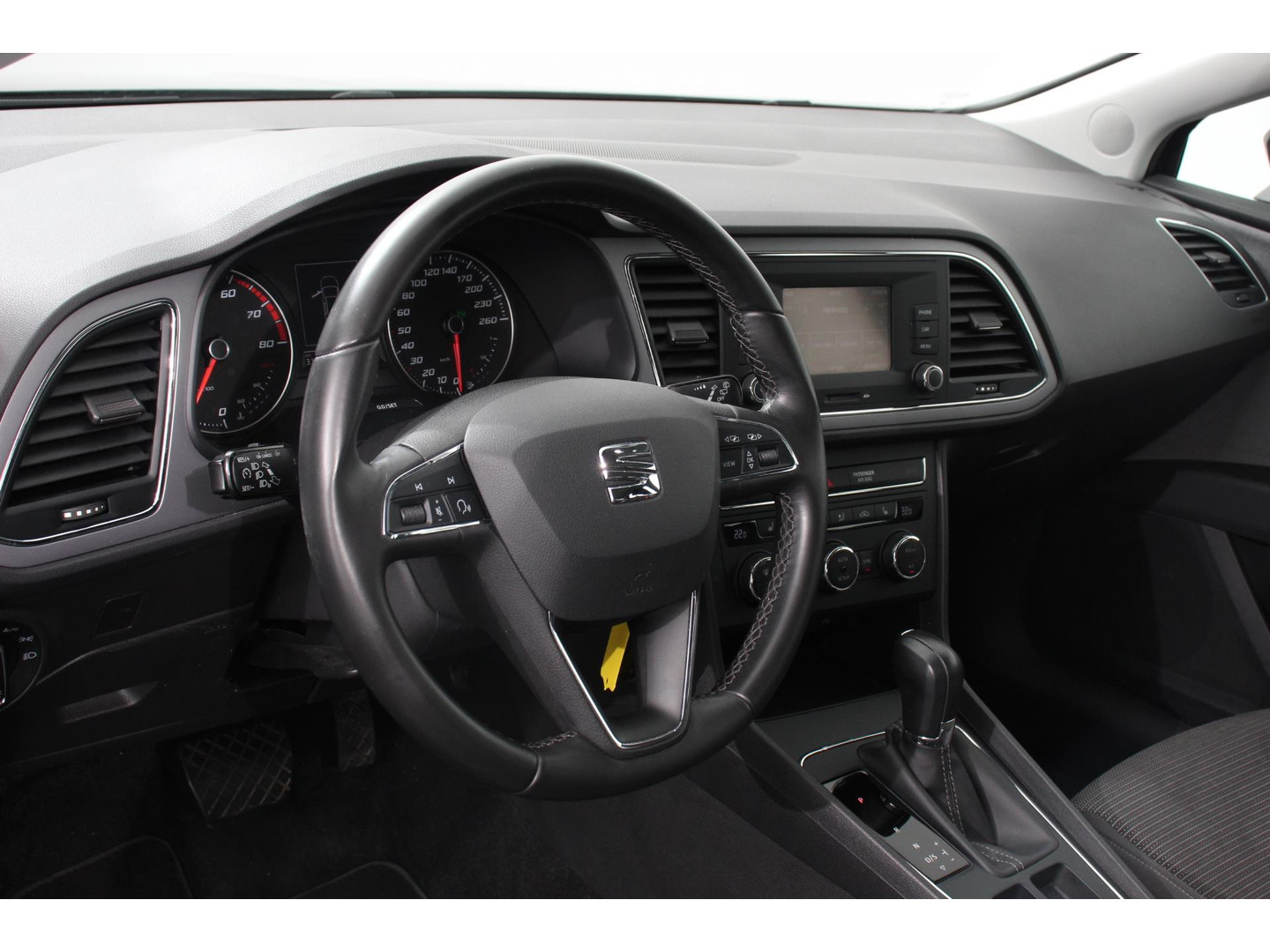 SEAT SEAT