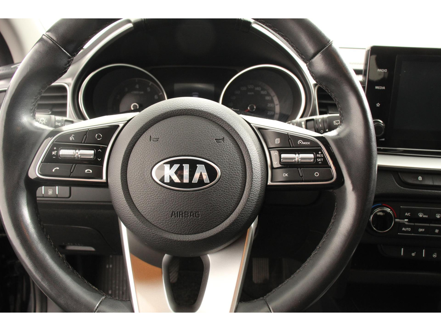 Kia Kia