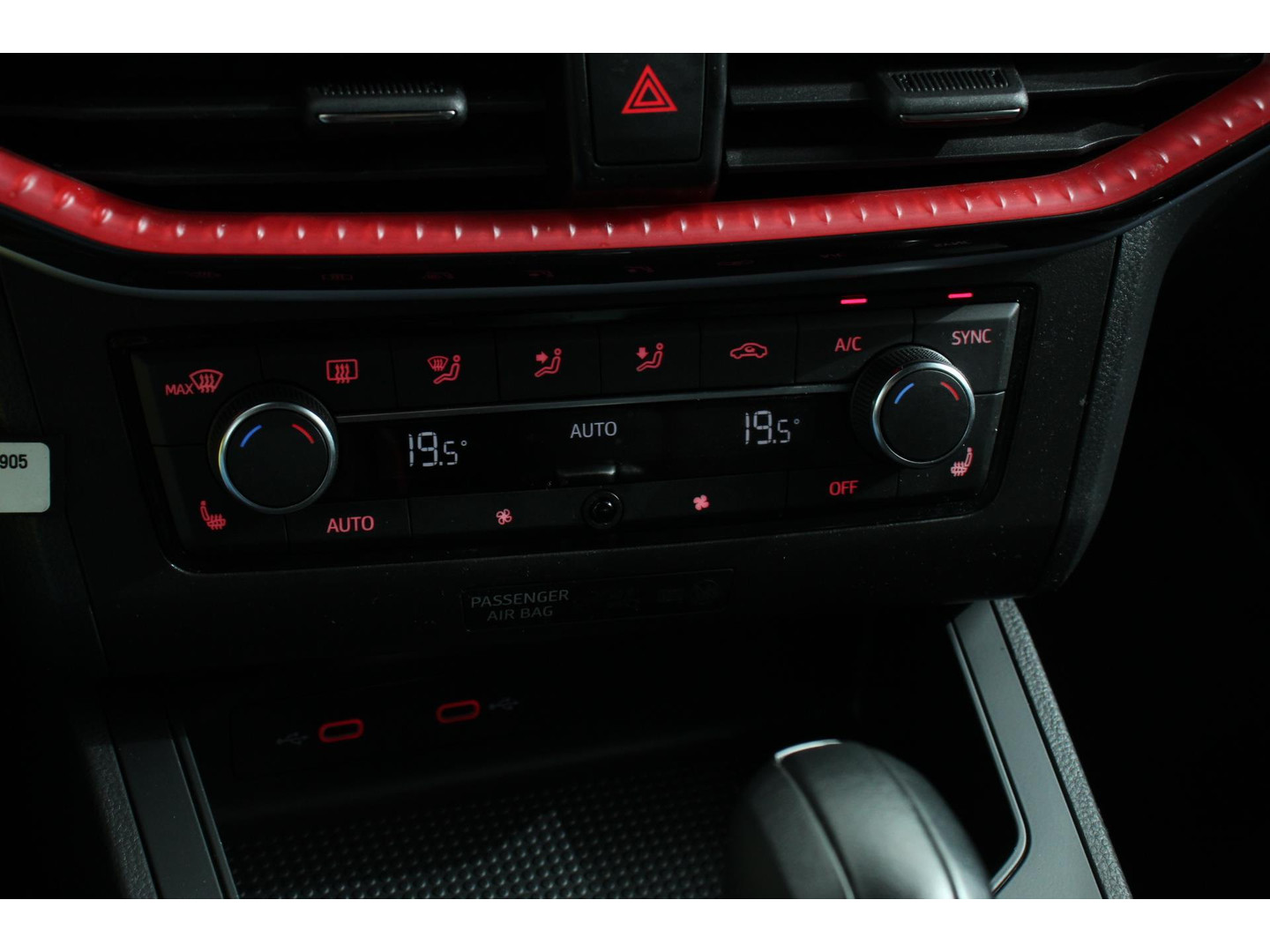 SEAT
