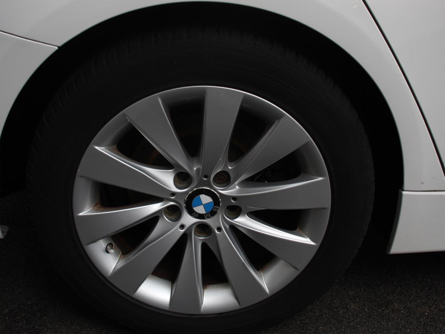 BMW BMW