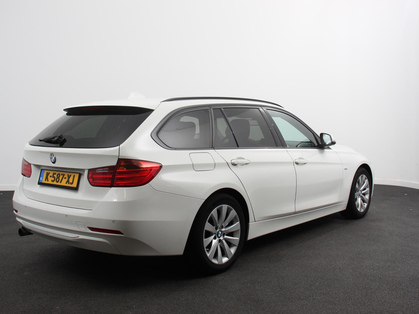BMW BMW