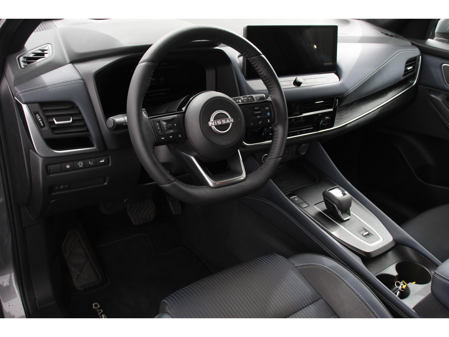 Nissan Nissan
