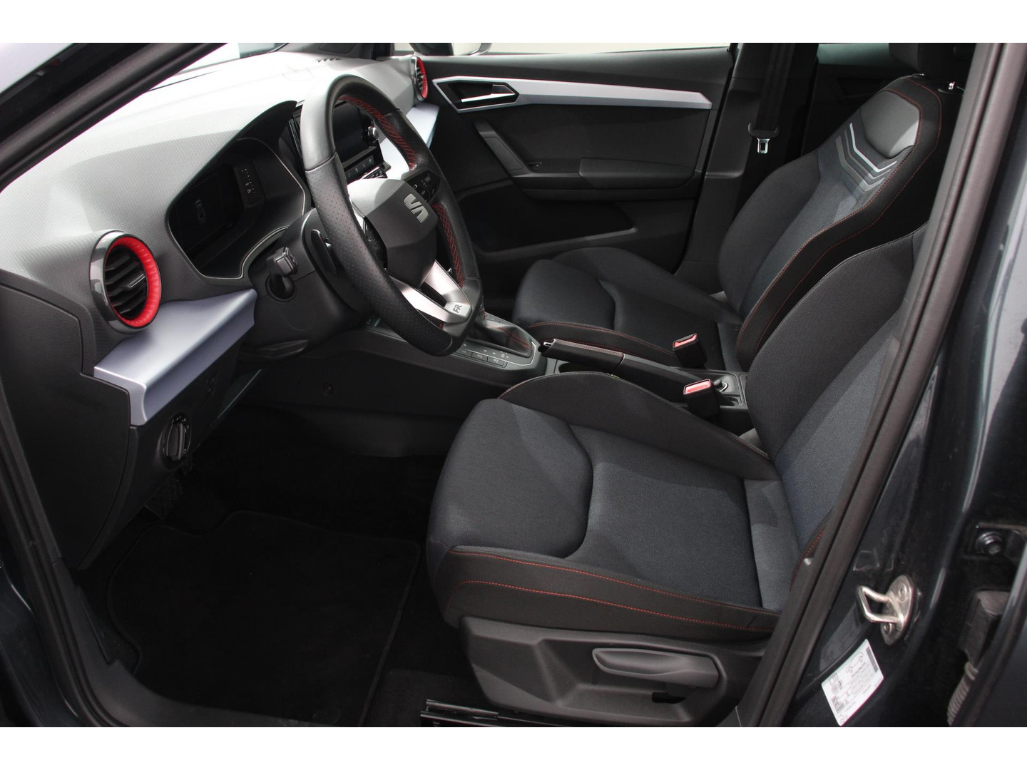 SEAT SEAT