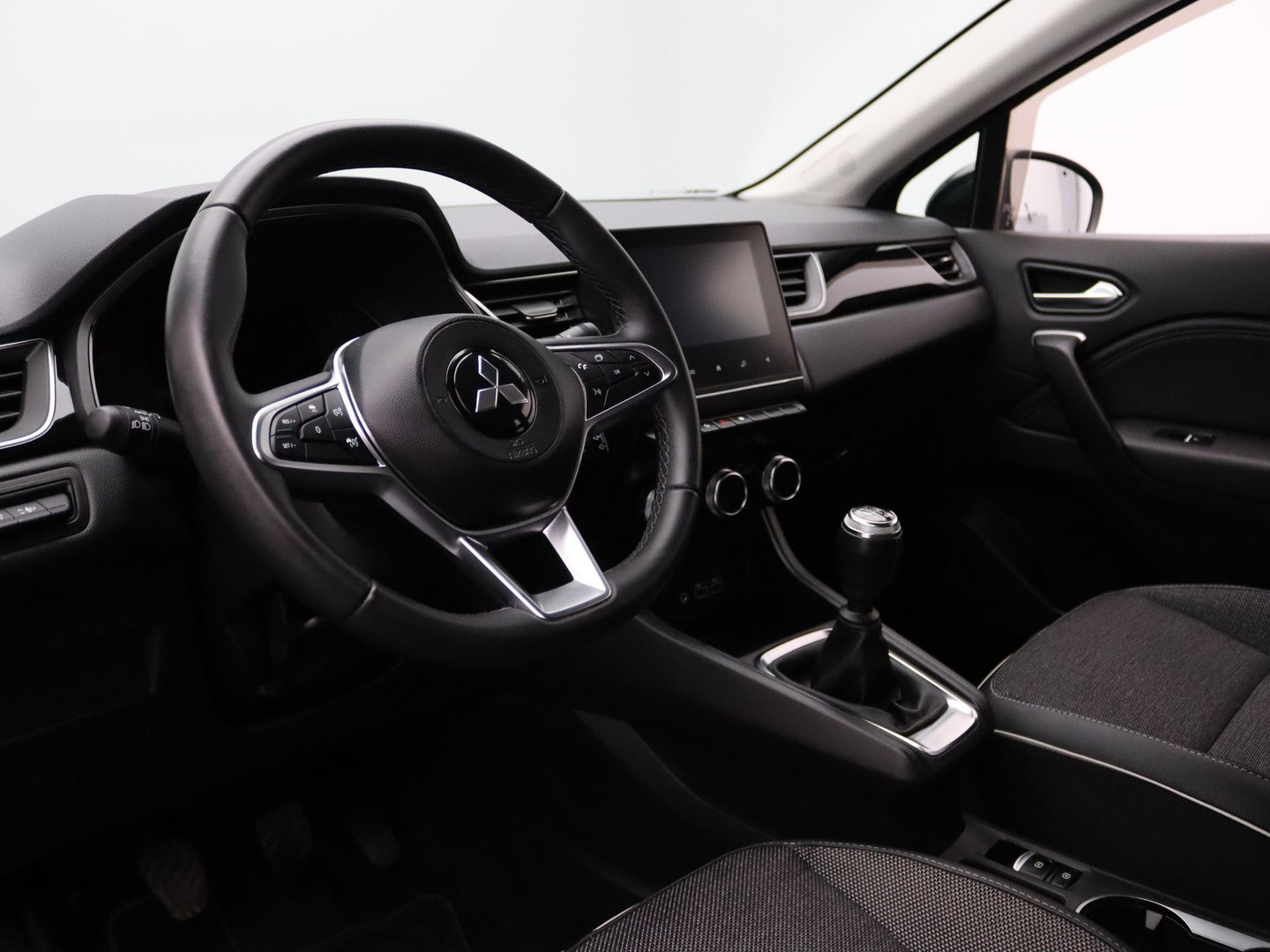 Mitsubishi Mitsubishi