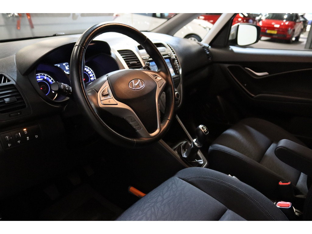 Hyundai Hyundai